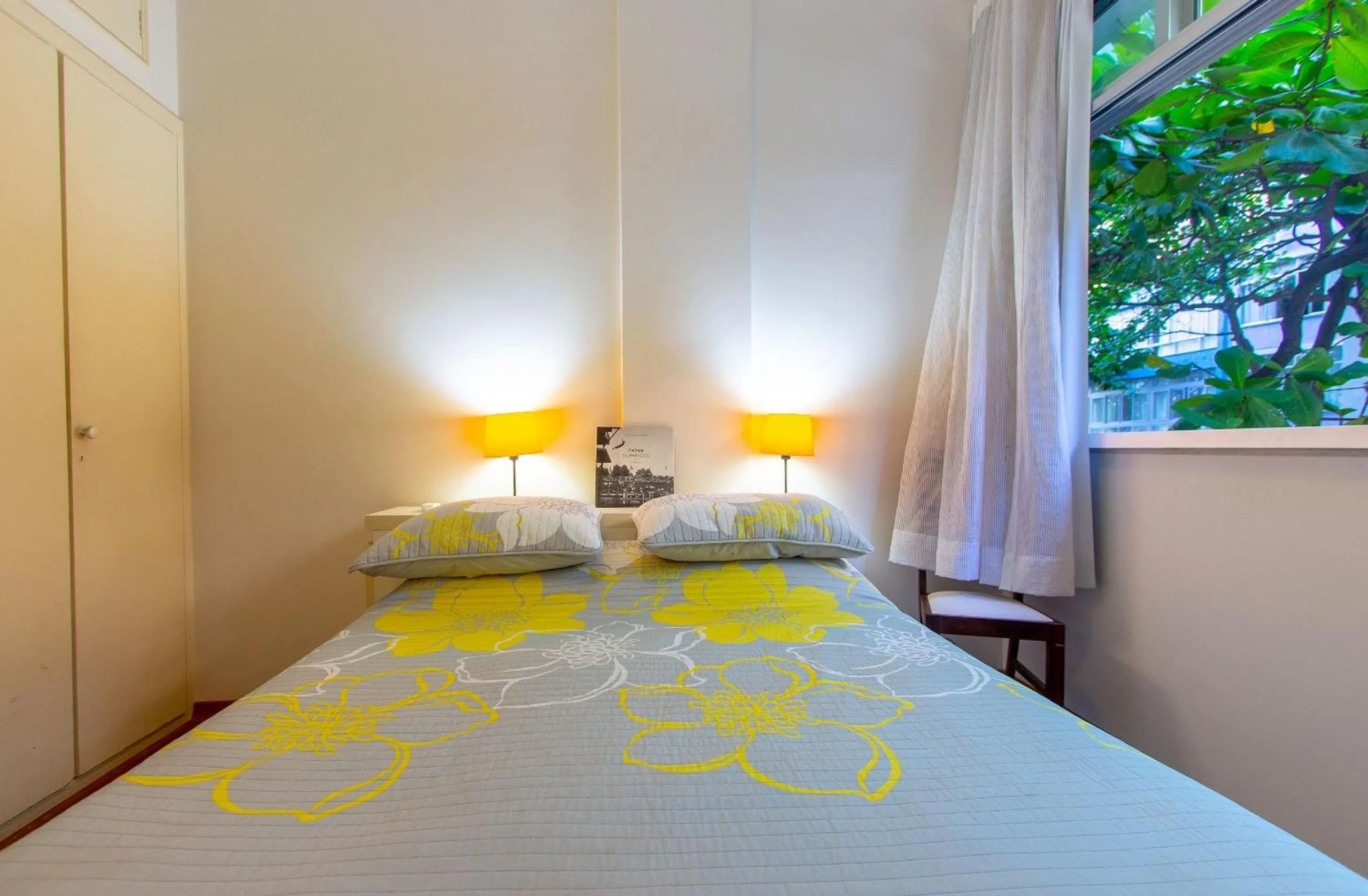 Bed in Ipanema: 2Qtos Confortável, Ao Lado da Praia