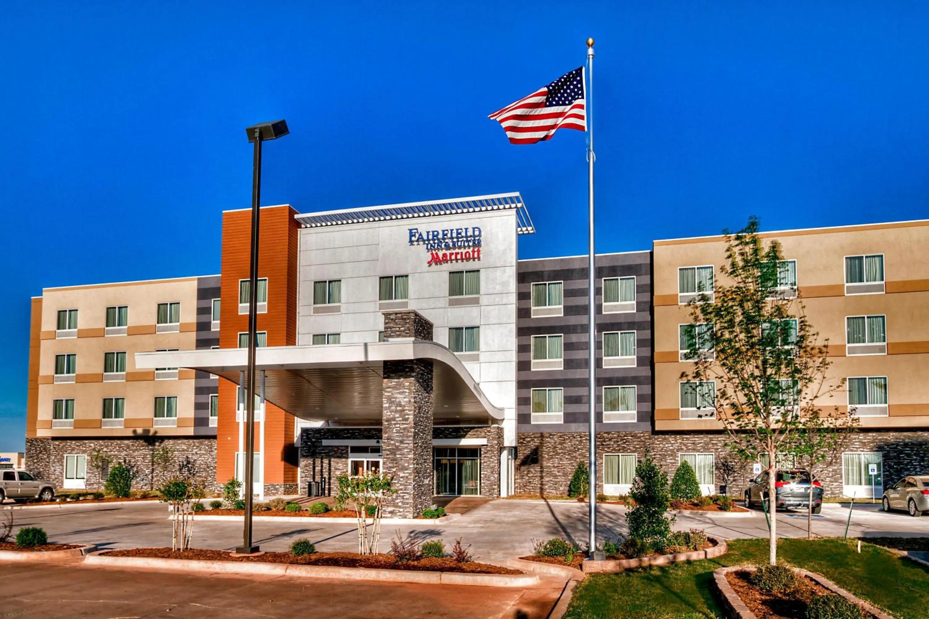 Property building in Fairfield Inn and Suites Oklahoma City Yukon