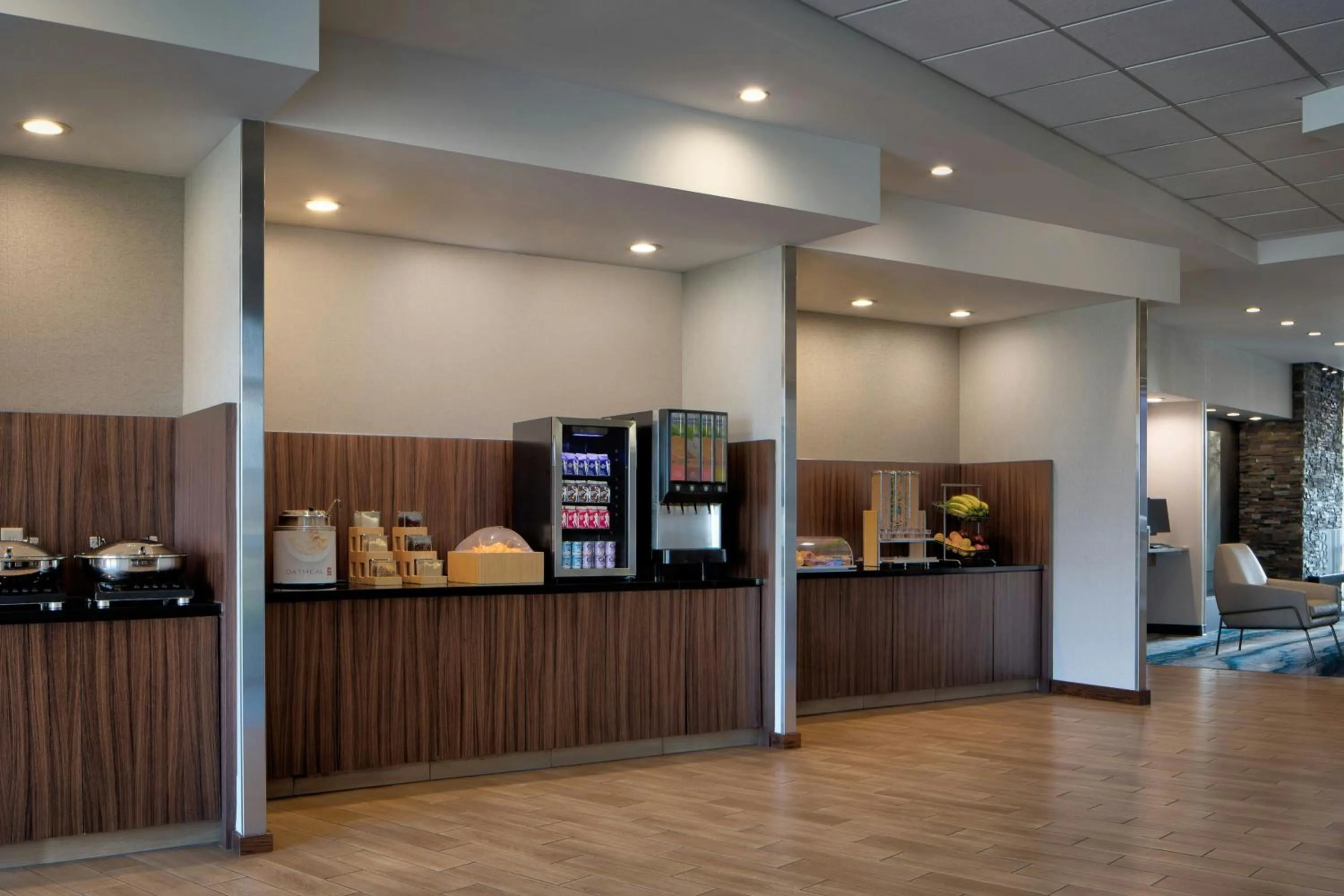 Breakfast in Fairfield Inn and Suites Oklahoma City Yukon