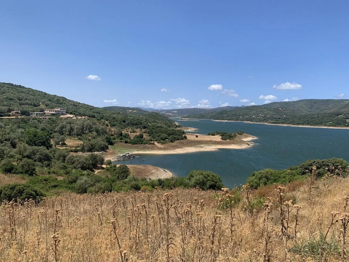 Property building in Hotel Valkarana Country Relais