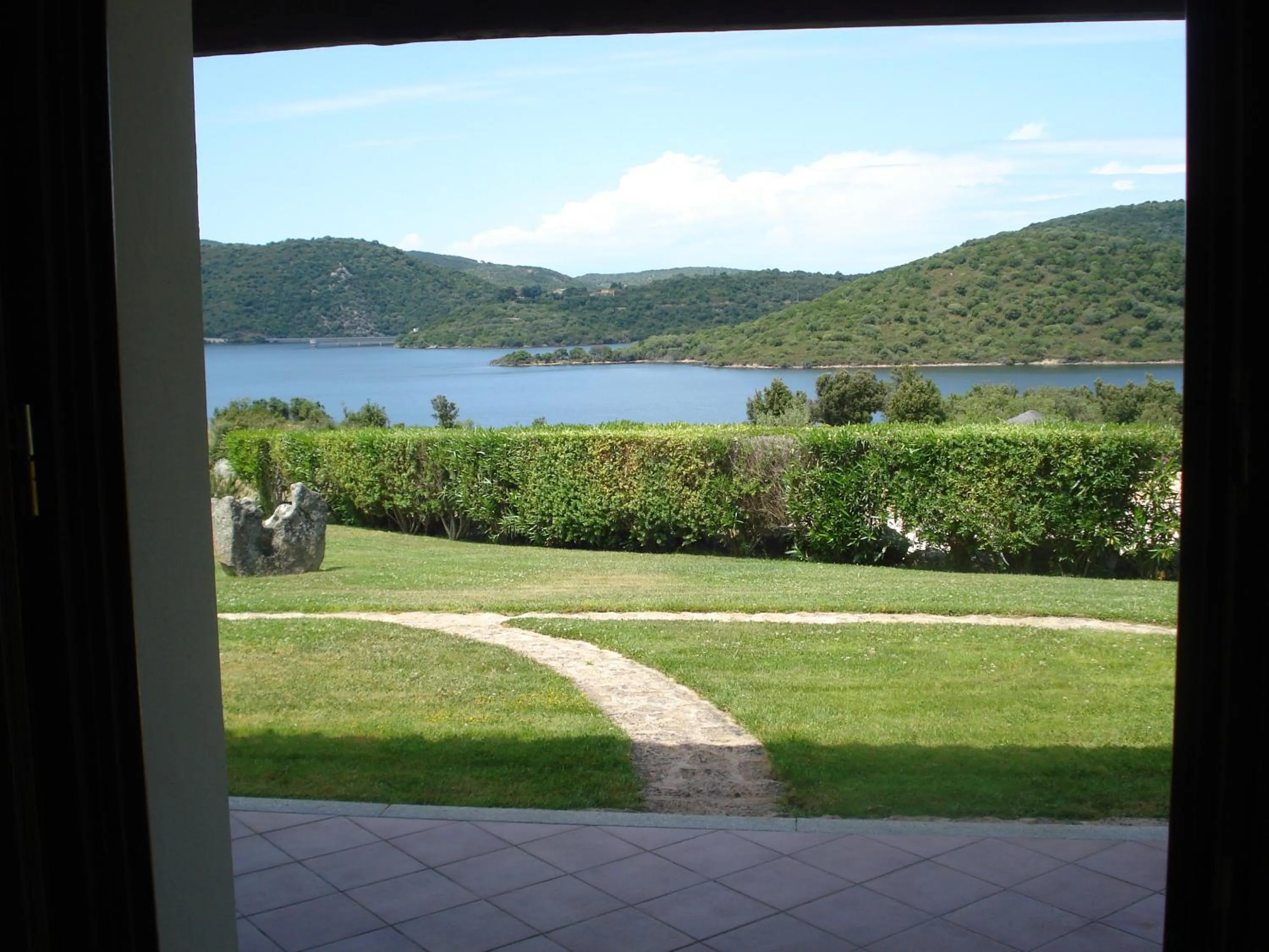 Lake view in Hotel Valkarana Country Relais
