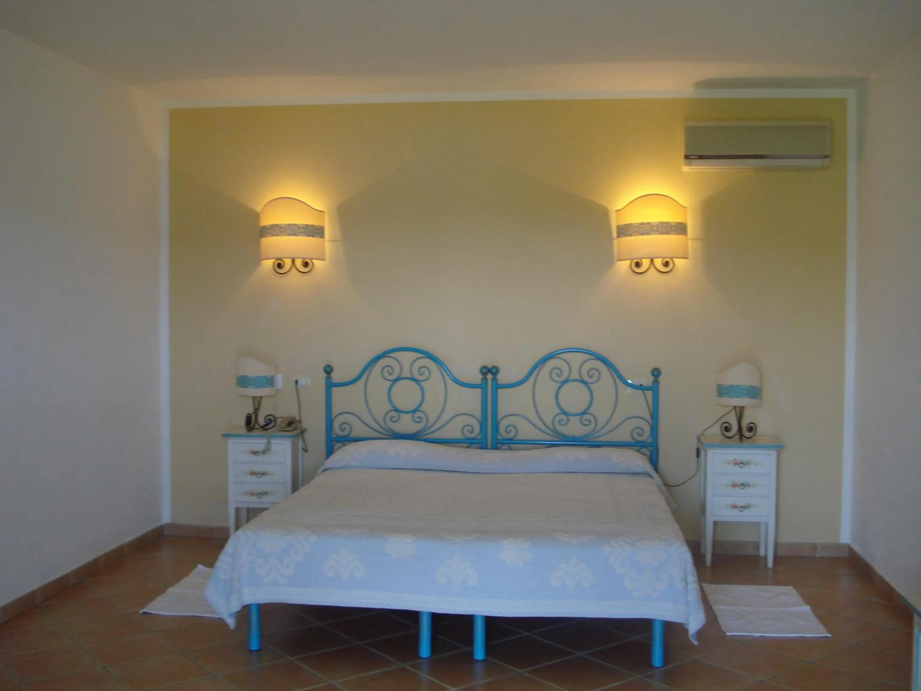 Photo of the whole room in Hotel Valkarana Country Relais