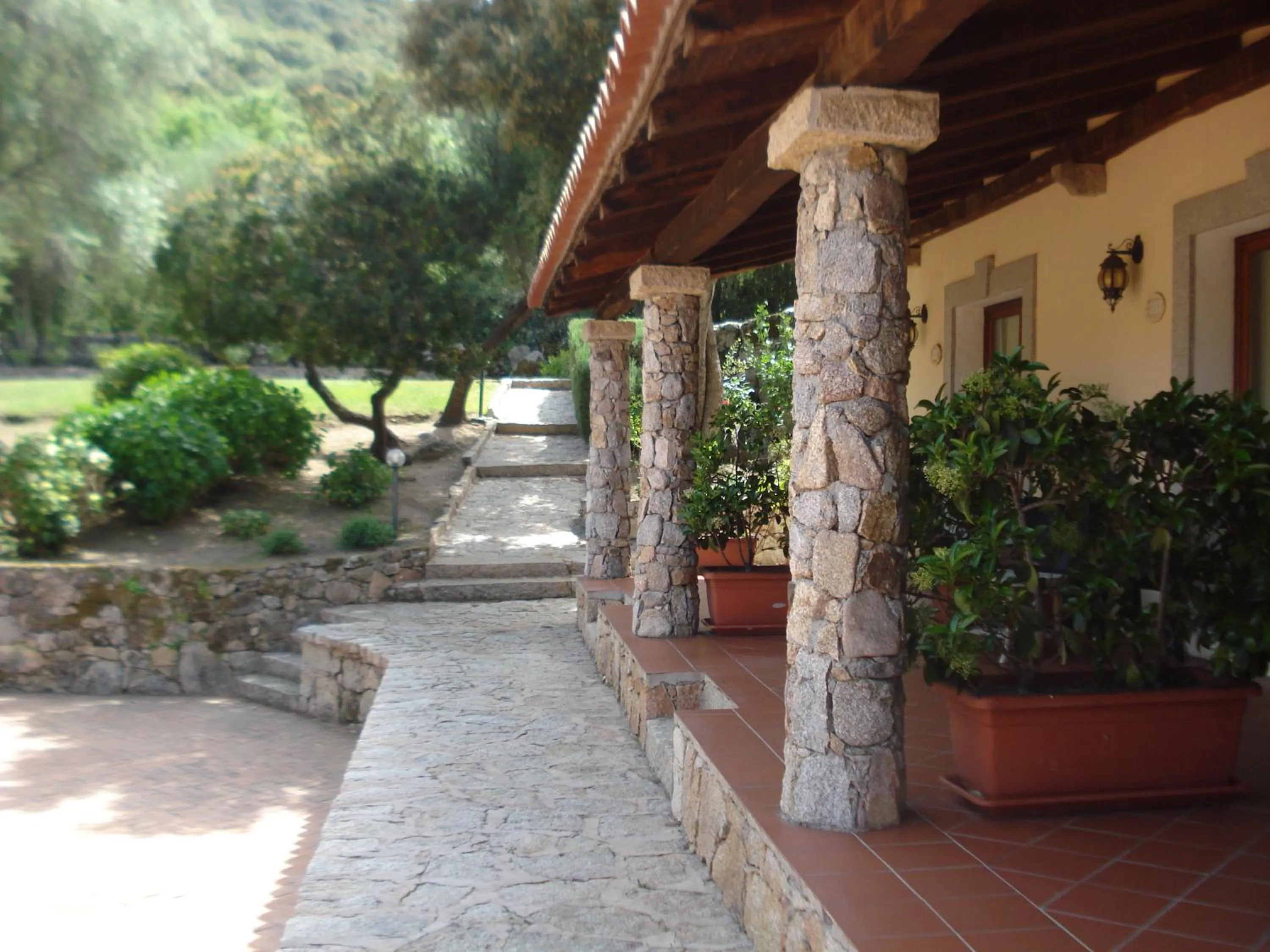 Property building in Hotel Valkarana Country Relais