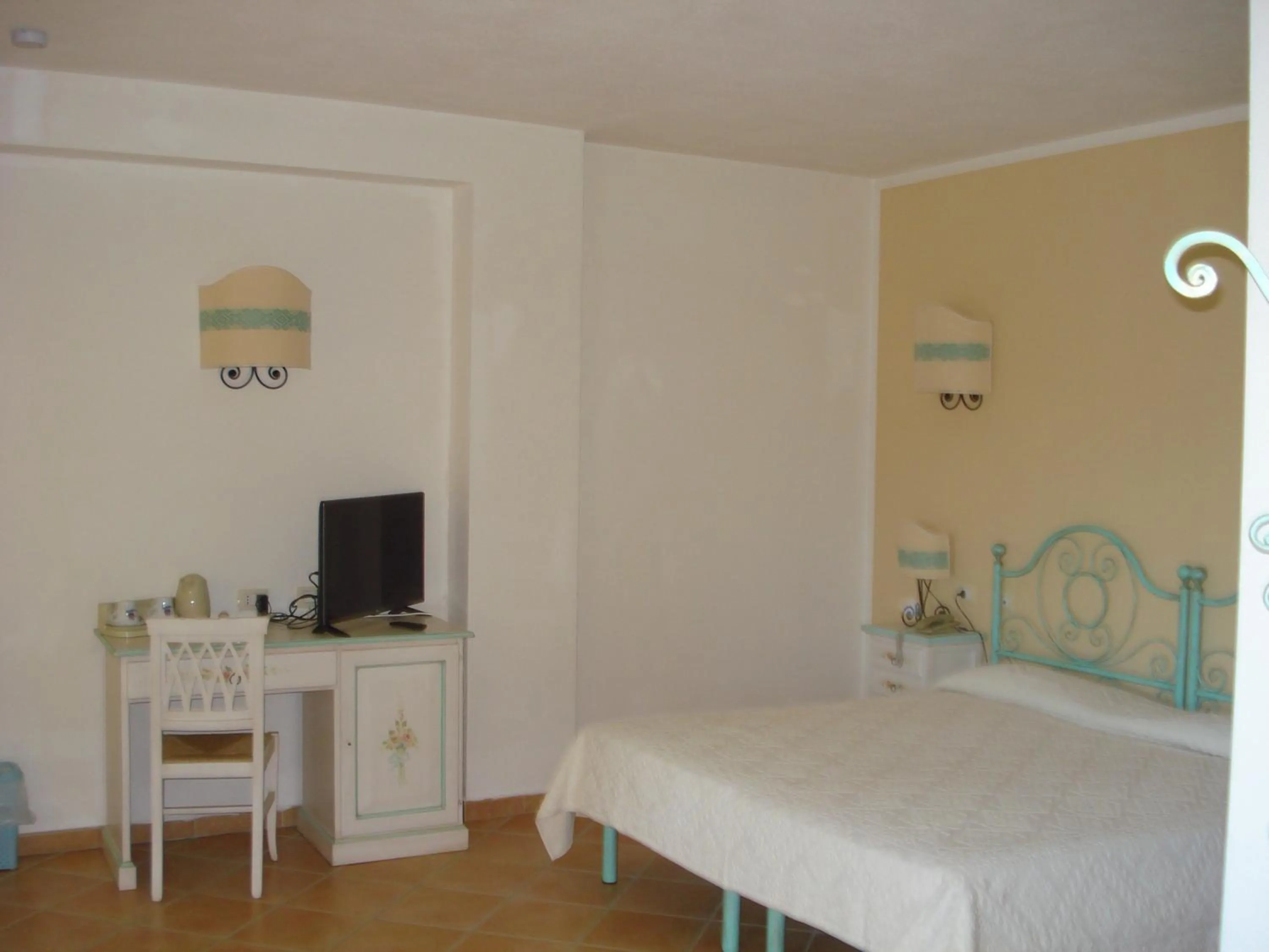 Bed in Hotel Valkarana Country Relais