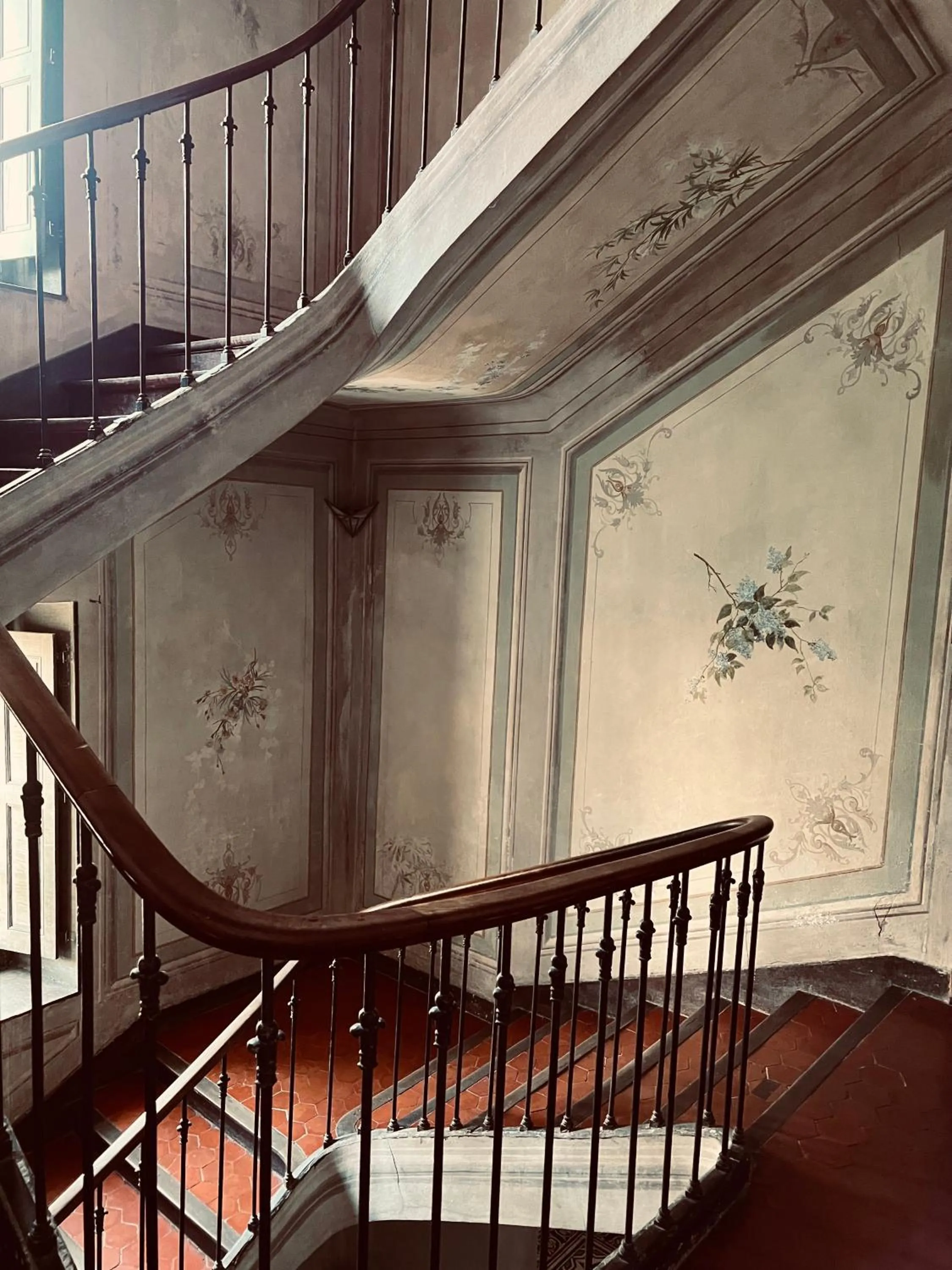 Property building in Maison Sumiane