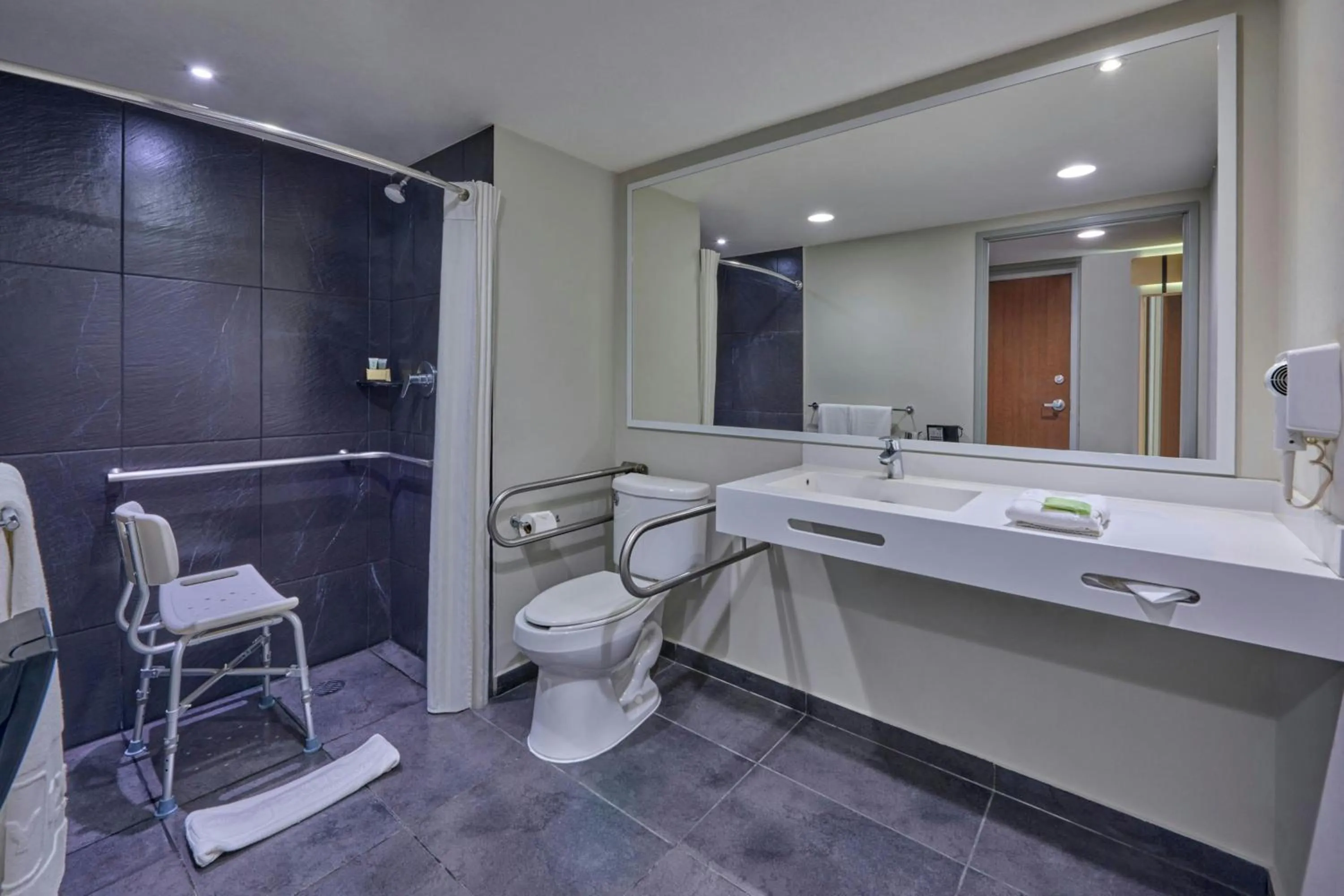 Bathroom in City Express by Marriott La Paz