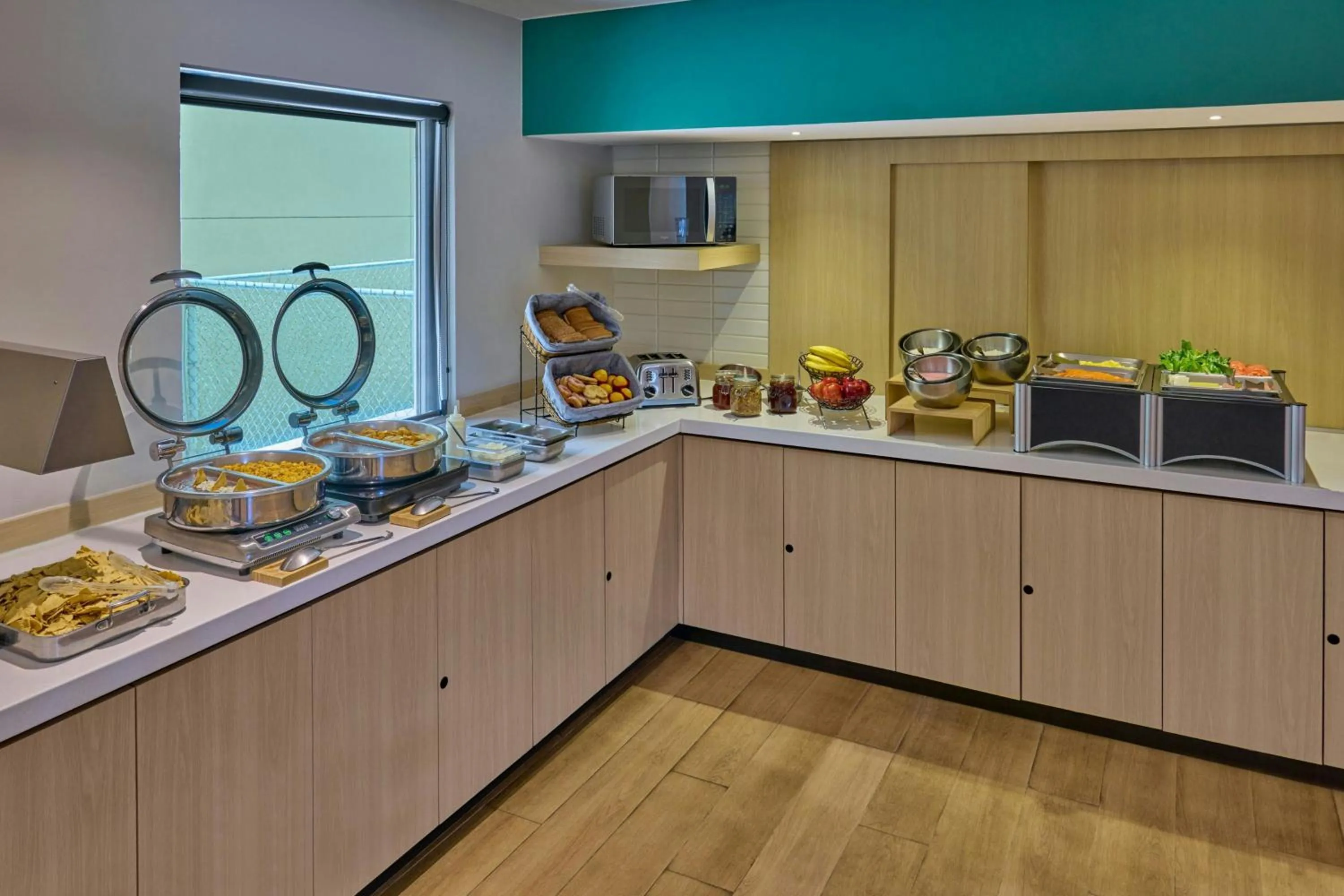 Breakfast in City Express by Marriott La Paz