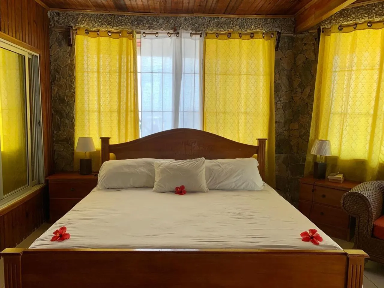 Bed in Fosters West Bay Resort