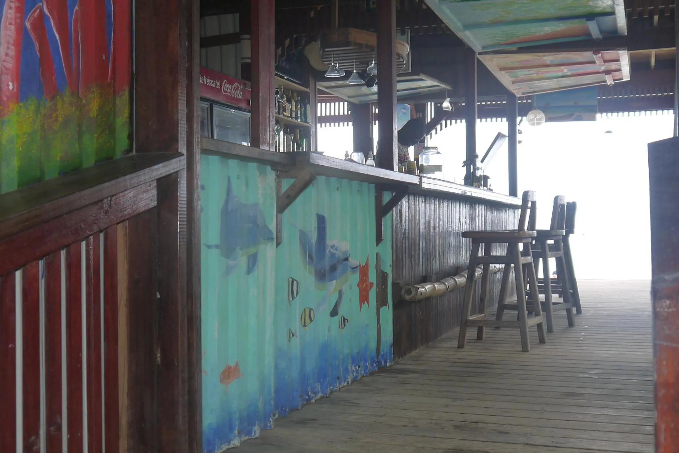 Restaurant/places to eat in Fosters West Bay Resort