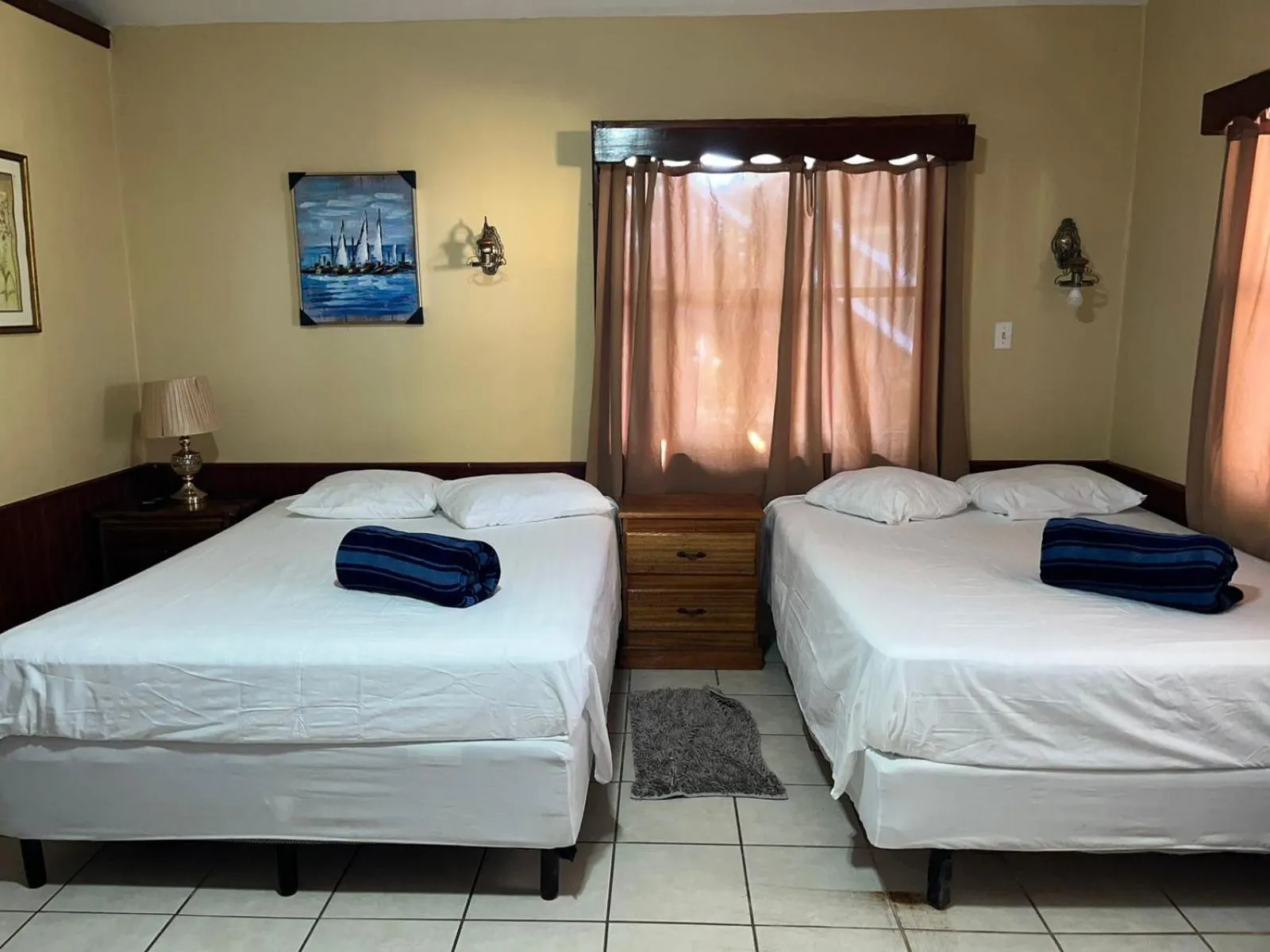 Bed in Fosters West Bay Resort