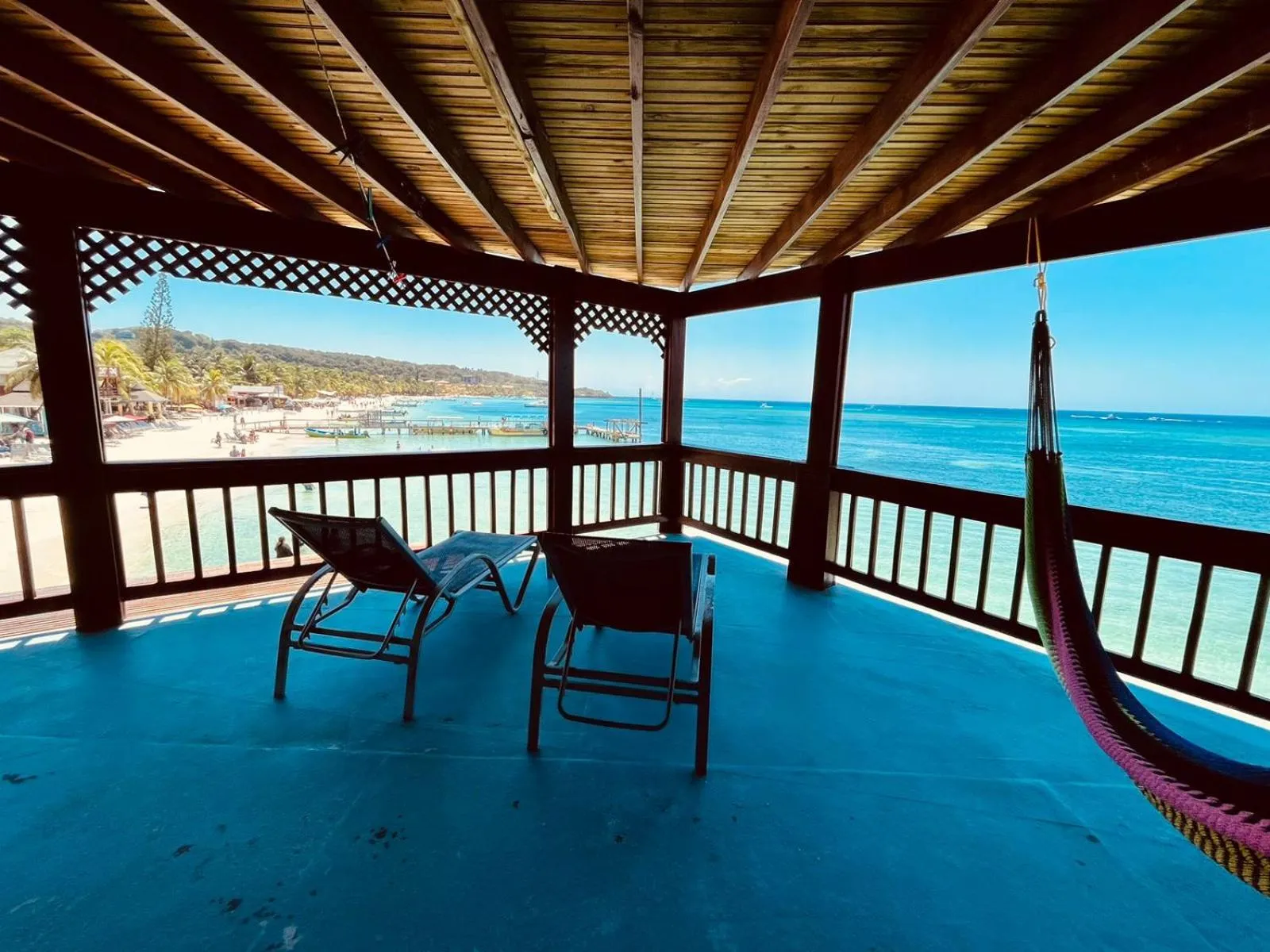 Fosters West Bay Resort