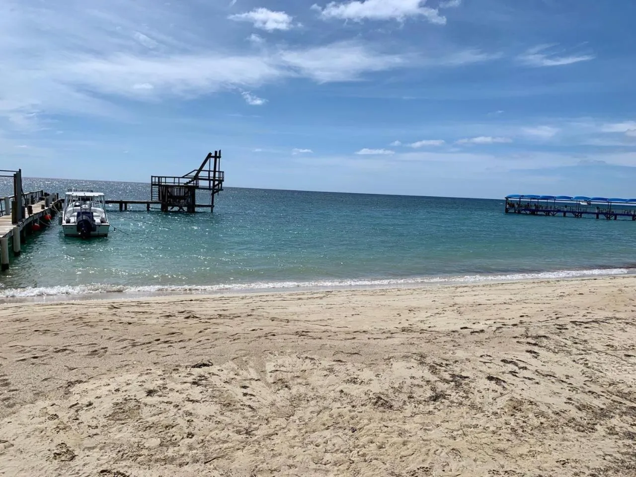 Fosters West Bay Resort