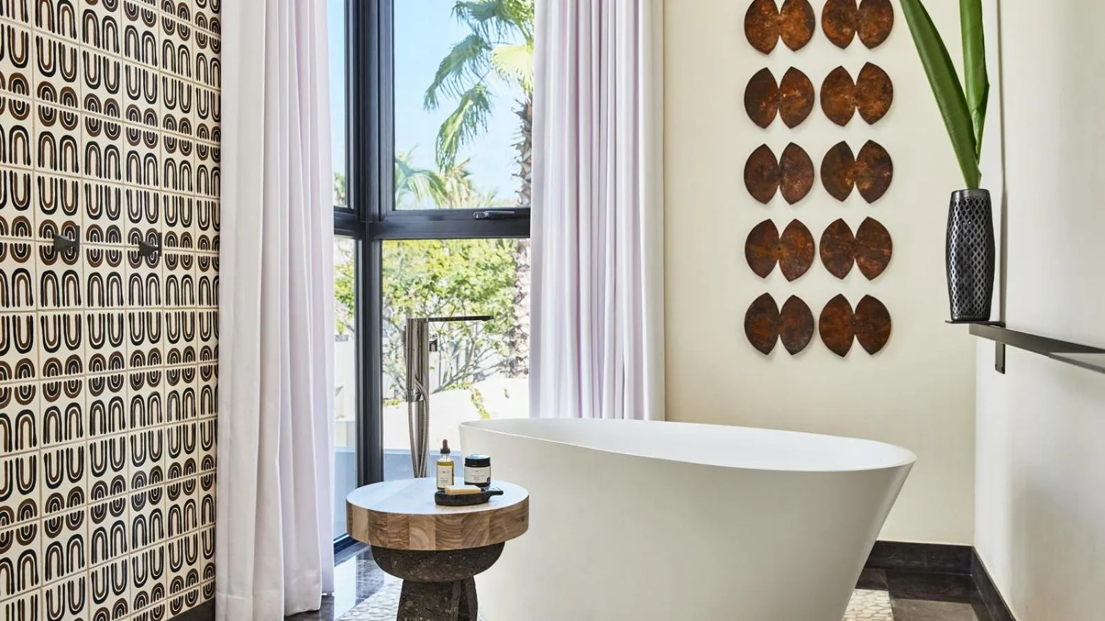 Bathroom in Susurros del Corazón, Auberge Collection