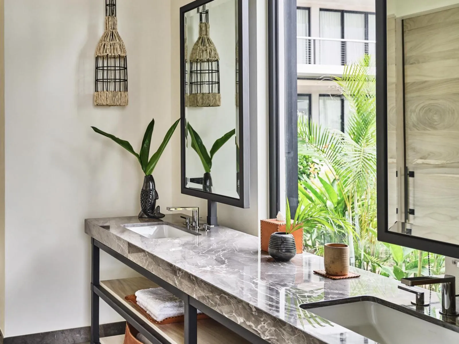 Bathroom in Susurros del Corazón, Auberge Collection