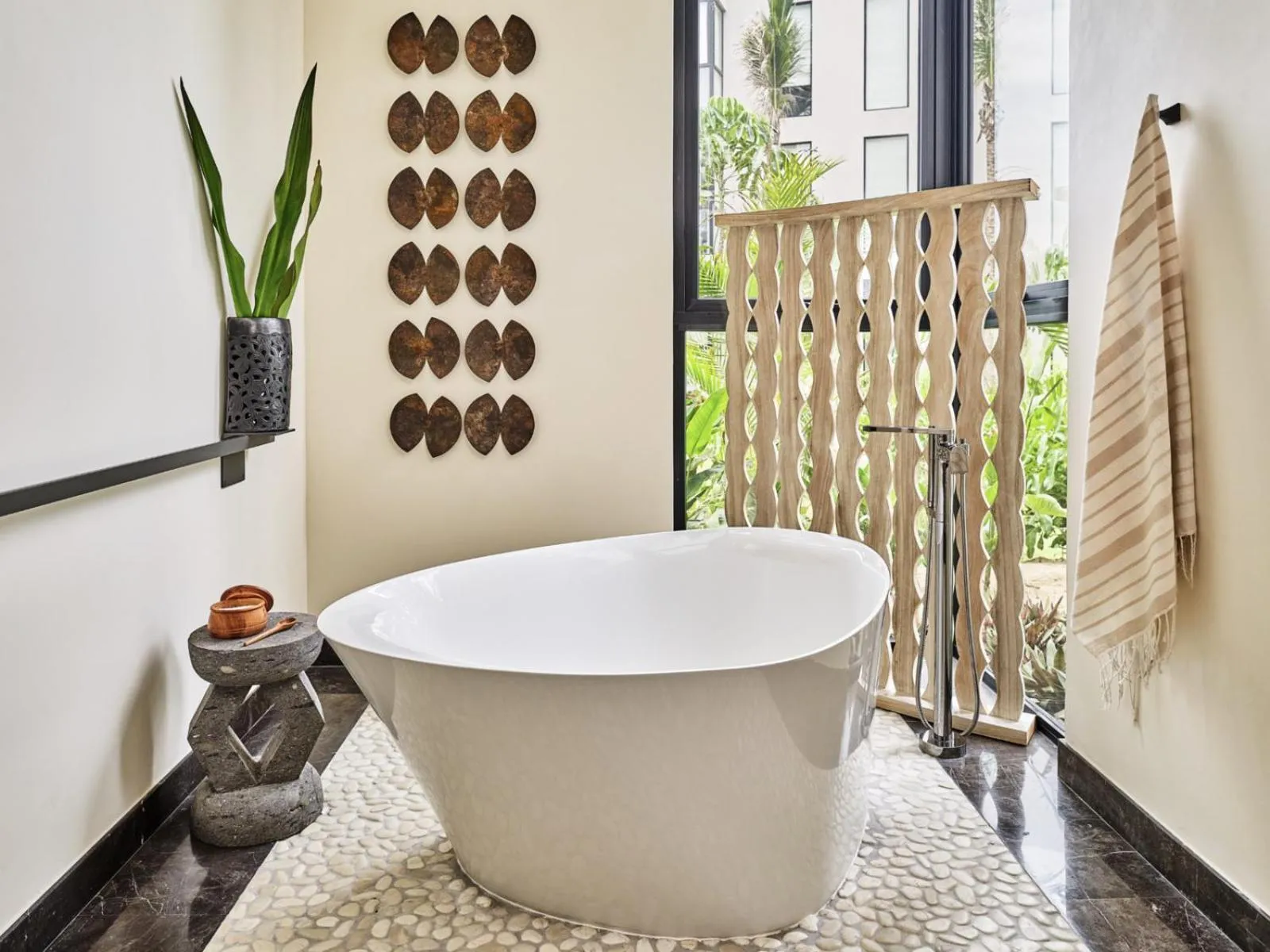 Bathroom in Susurros del Corazón, Auberge Collection