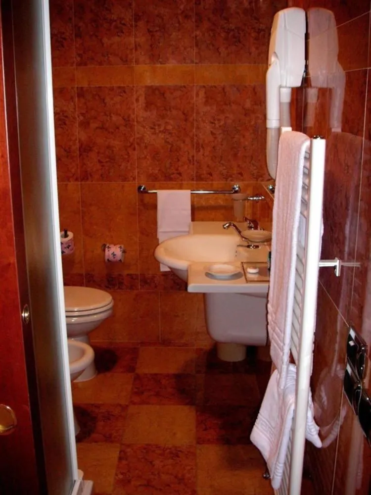 Bathroom in Hotel Antico Masetto