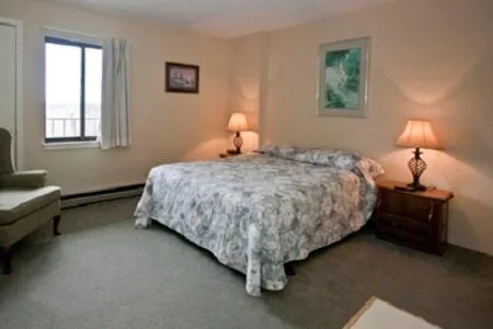 Bed in Silver Creek Lodge