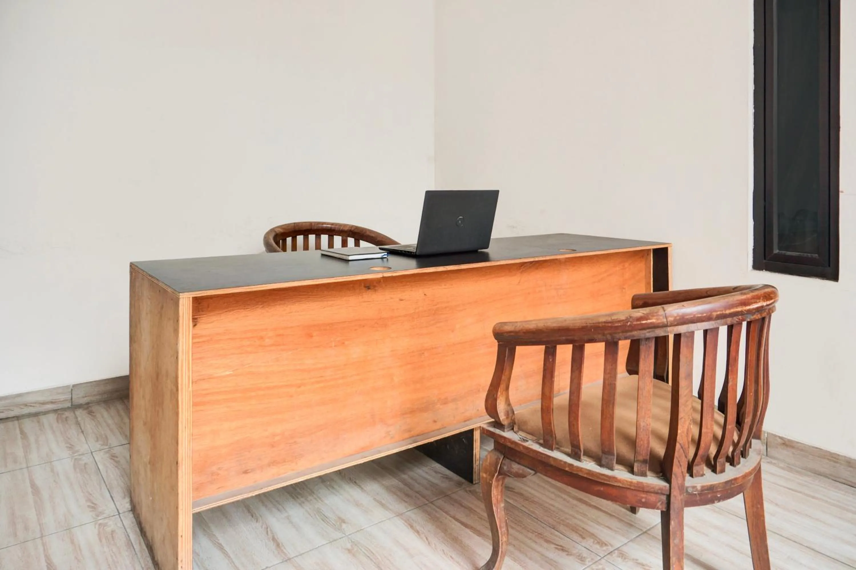 Lobby or reception in Hotel O Teluk Betung Near Water Park Lembah Hijau Formerly Kanajiwa Guesthouse 1