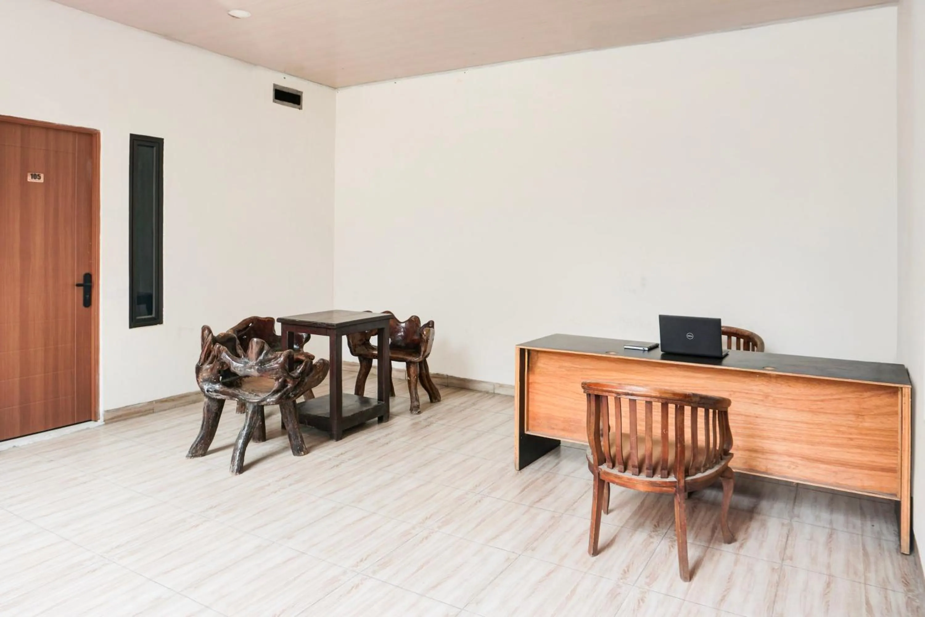 Lobby or reception in Hotel O Teluk Betung Near Water Park Lembah Hijau Formerly Kanajiwa Guesthouse 1