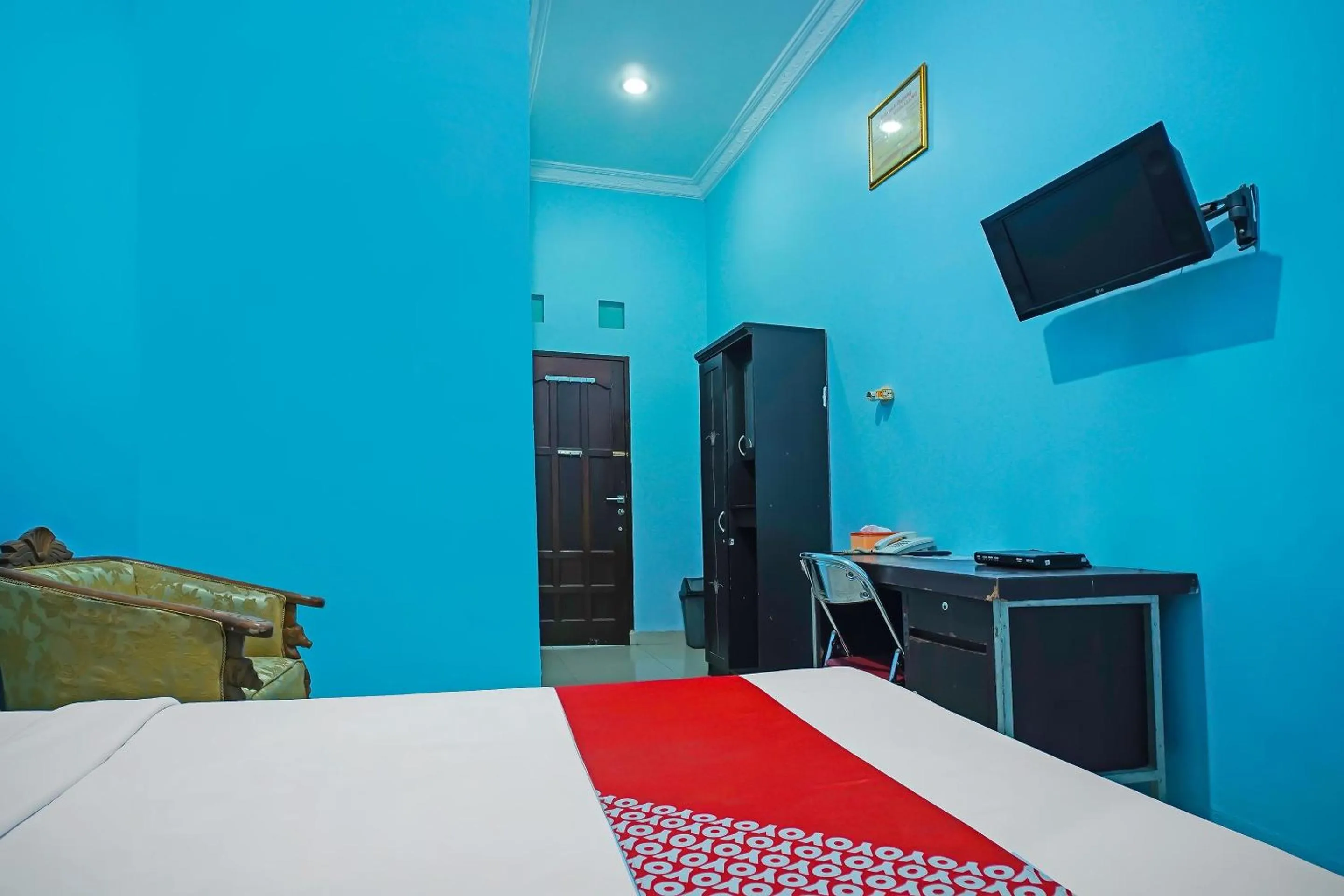 Bedroom, Bed in Hotel O Sidikalang Near KEJAKSAAN NEGERI DAIRI