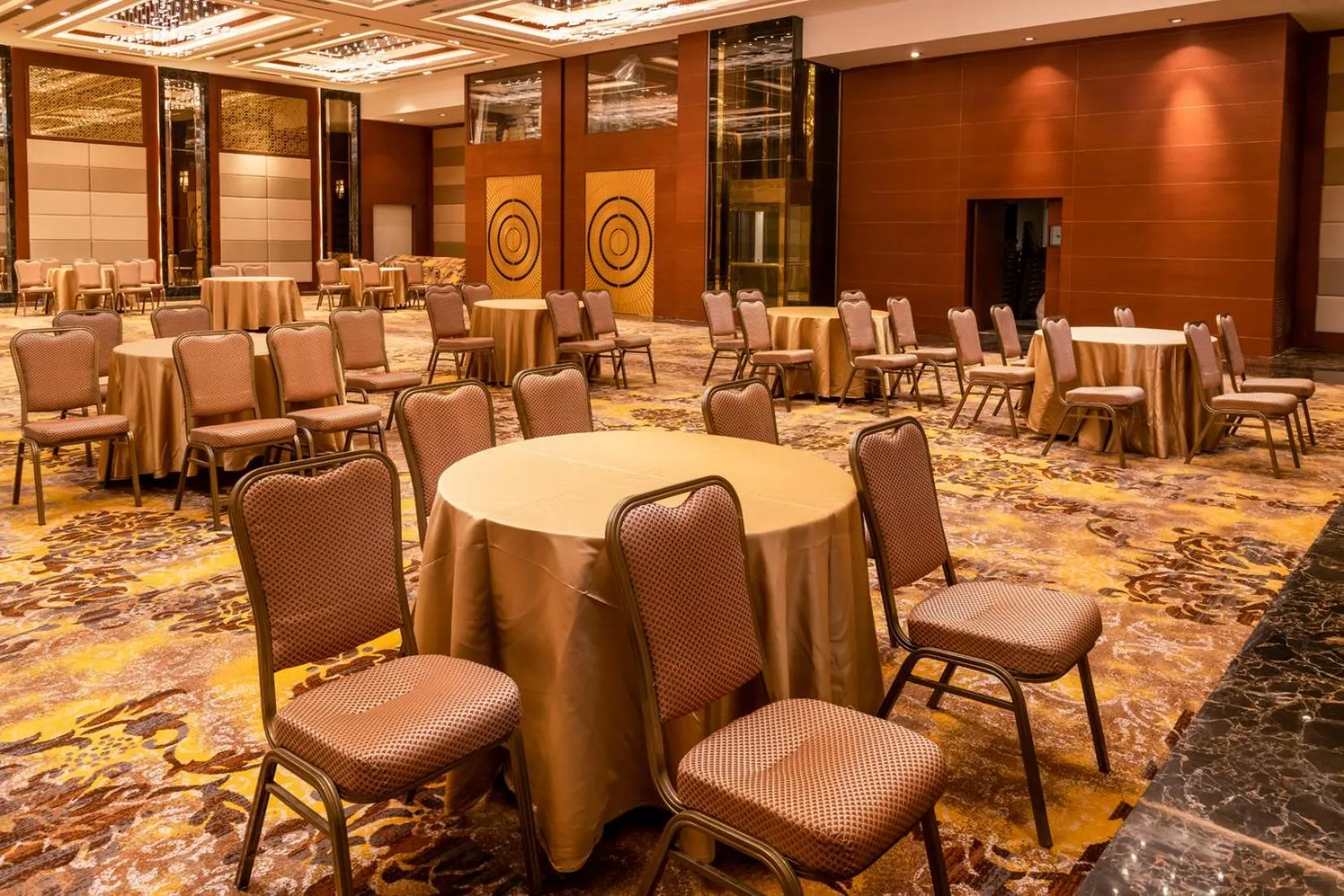 Banquet/Function facilities in KAY-EM Spectra Hotel