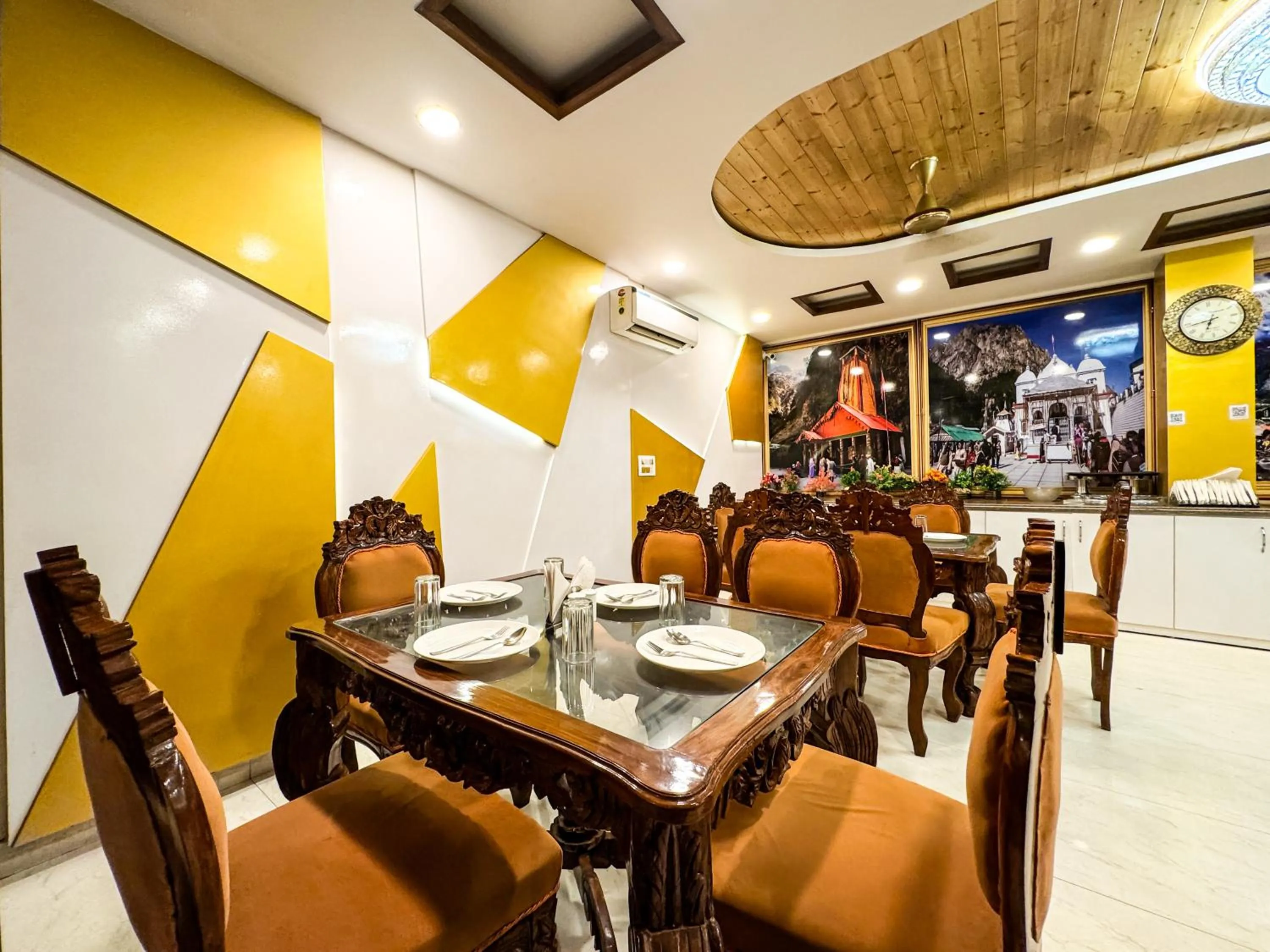 Restaurant/places to eat in Arogyadham Wellness Retreat