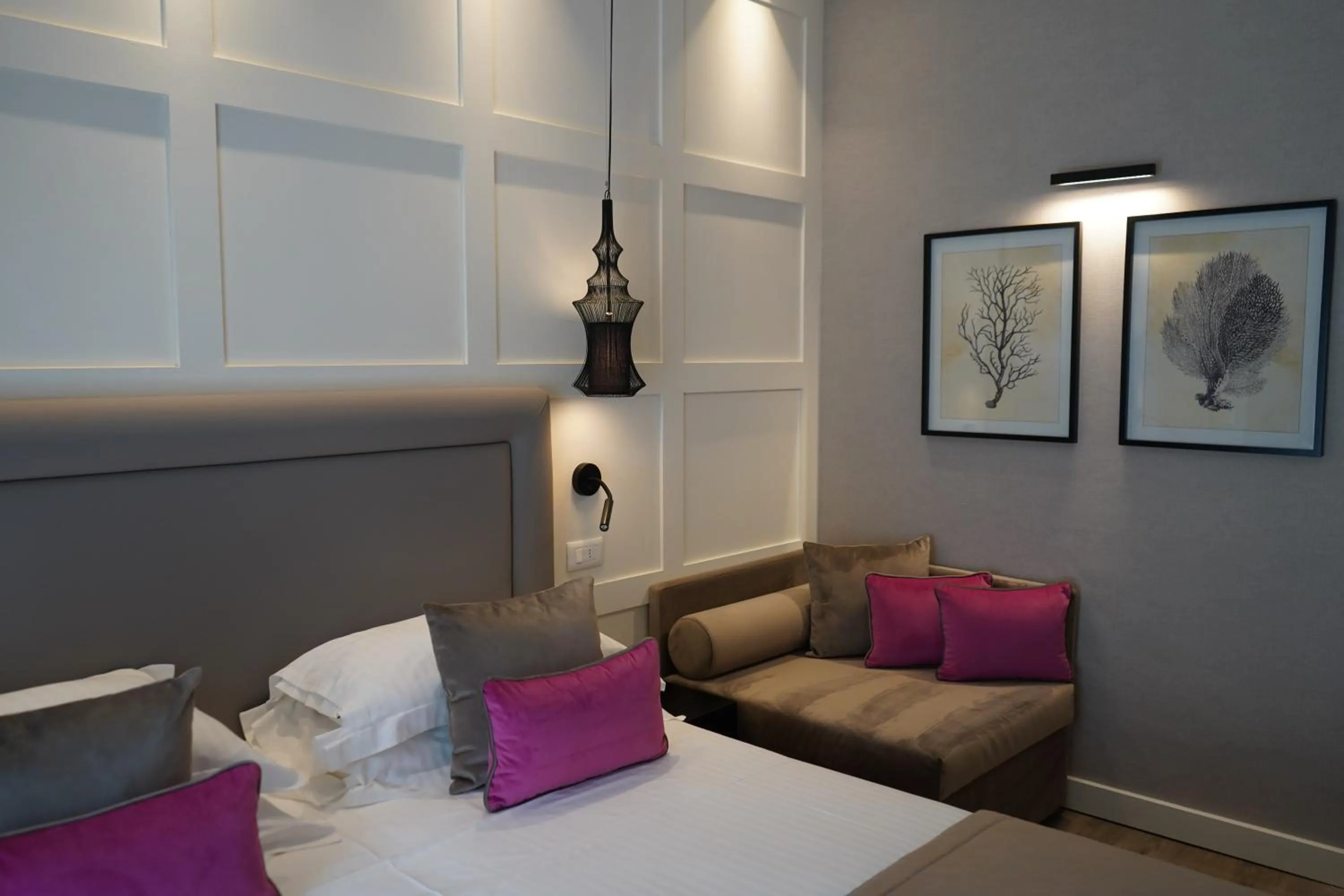 View (from property/room), Bed in Hotel Lungomare