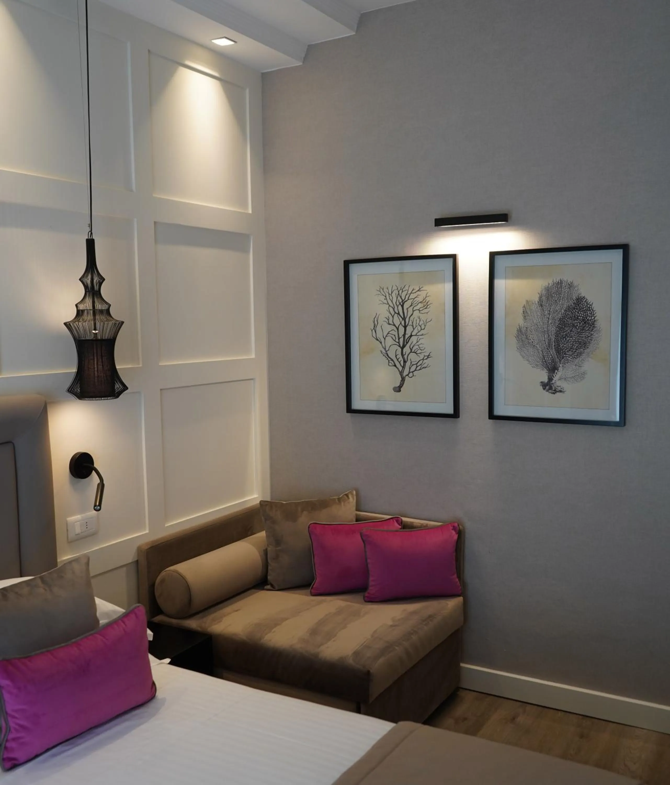 Decorative detail, Bed in Hotel Lungomare