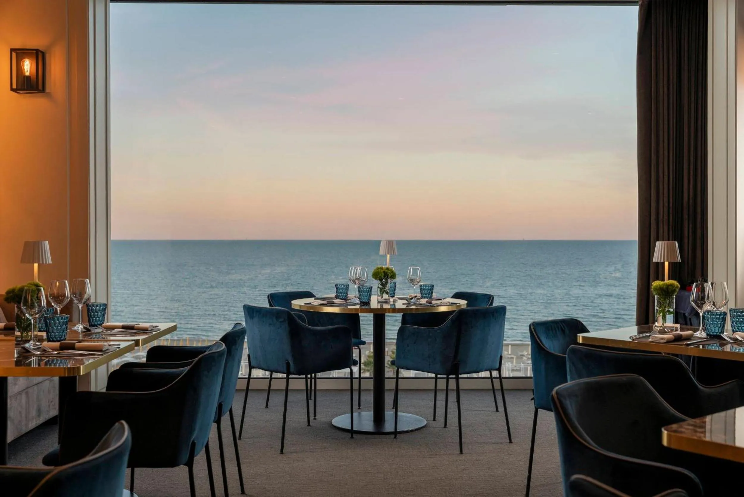 Restaurant/places to eat in Hotel Lungomare