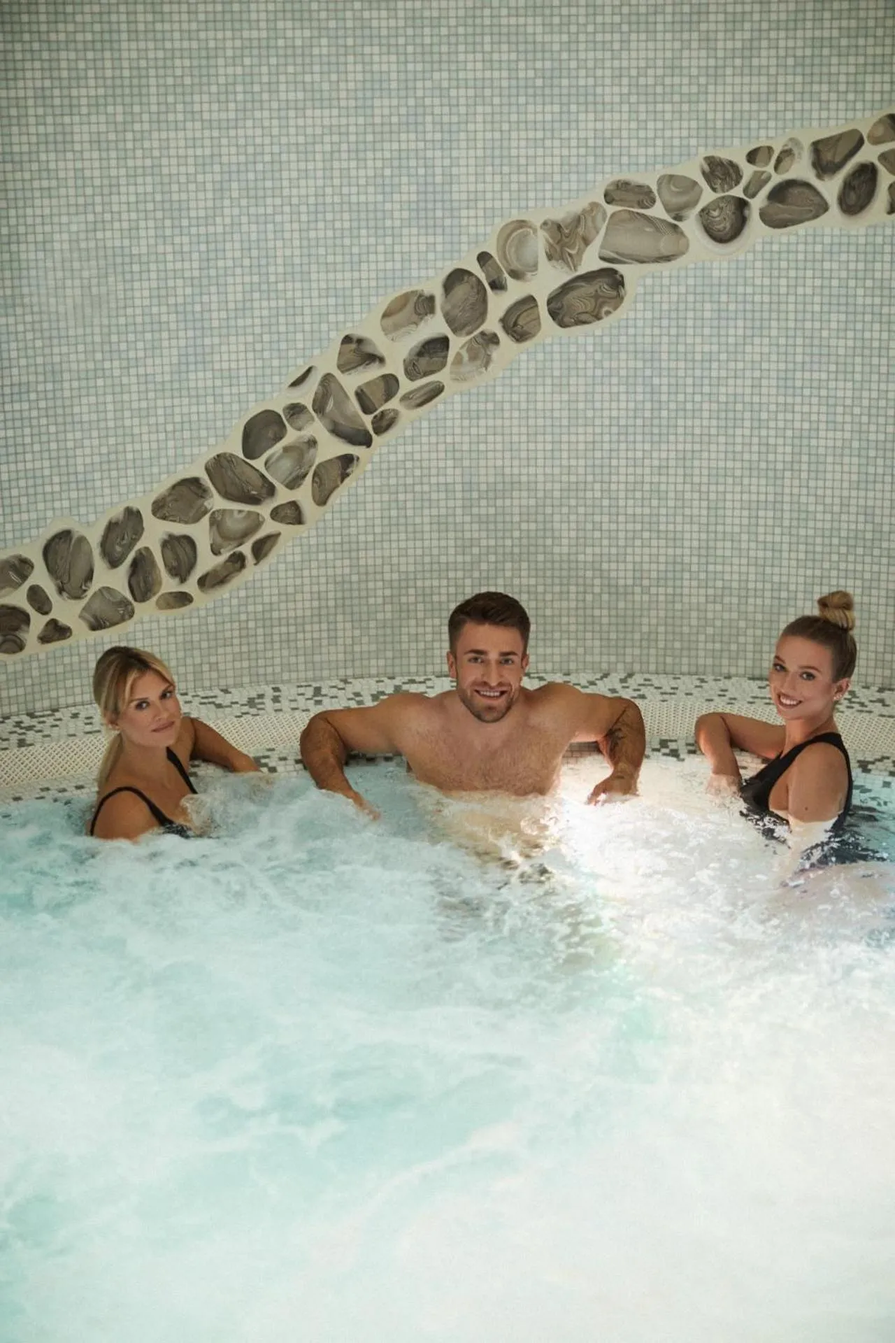 Hot Tub in Hotel Sante