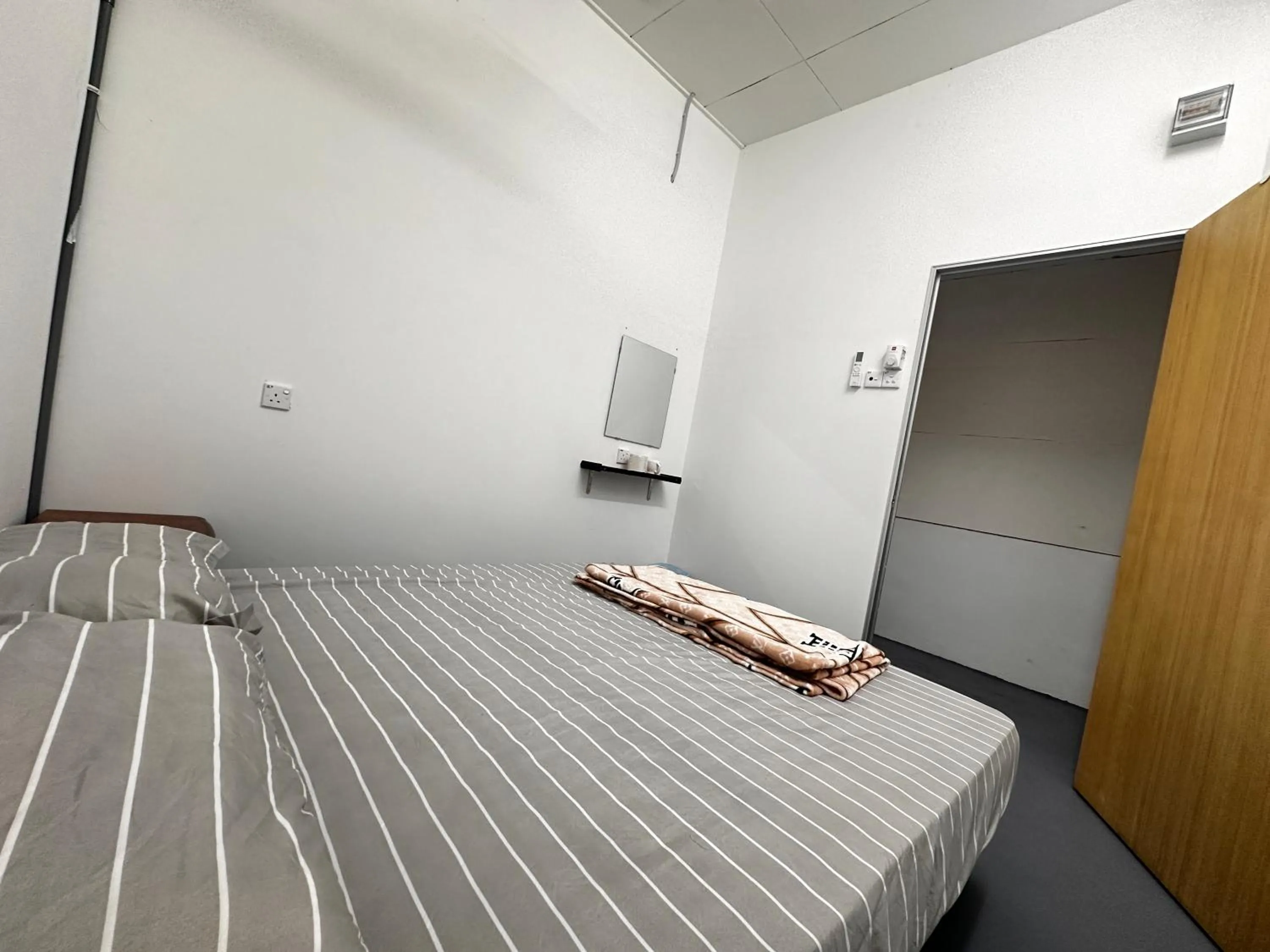 Bed in Jiaxin Dormitory - Puteri Wangsa 家馨旅舍