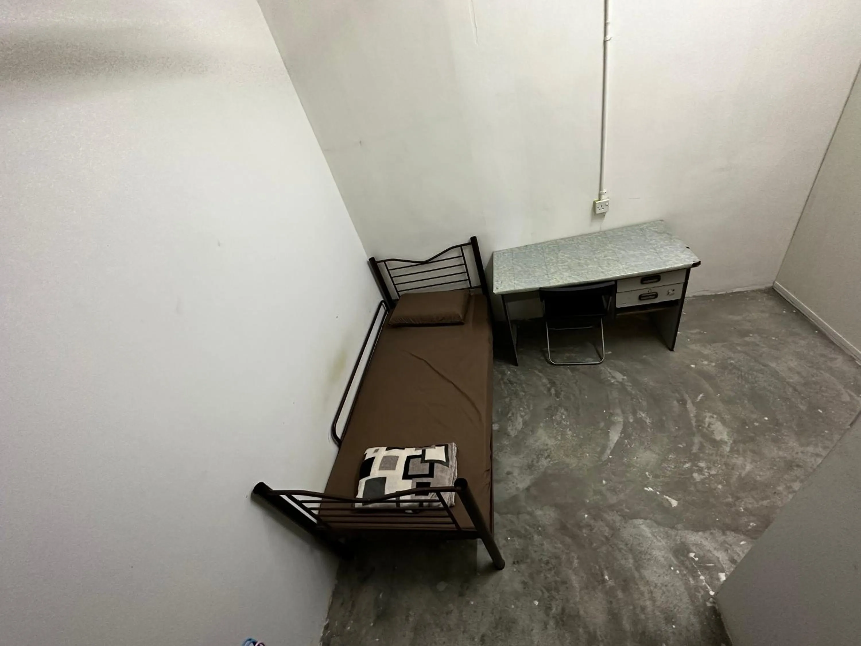 Jiaxin Dormitory - Puteri Wangsa 家馨旅舍