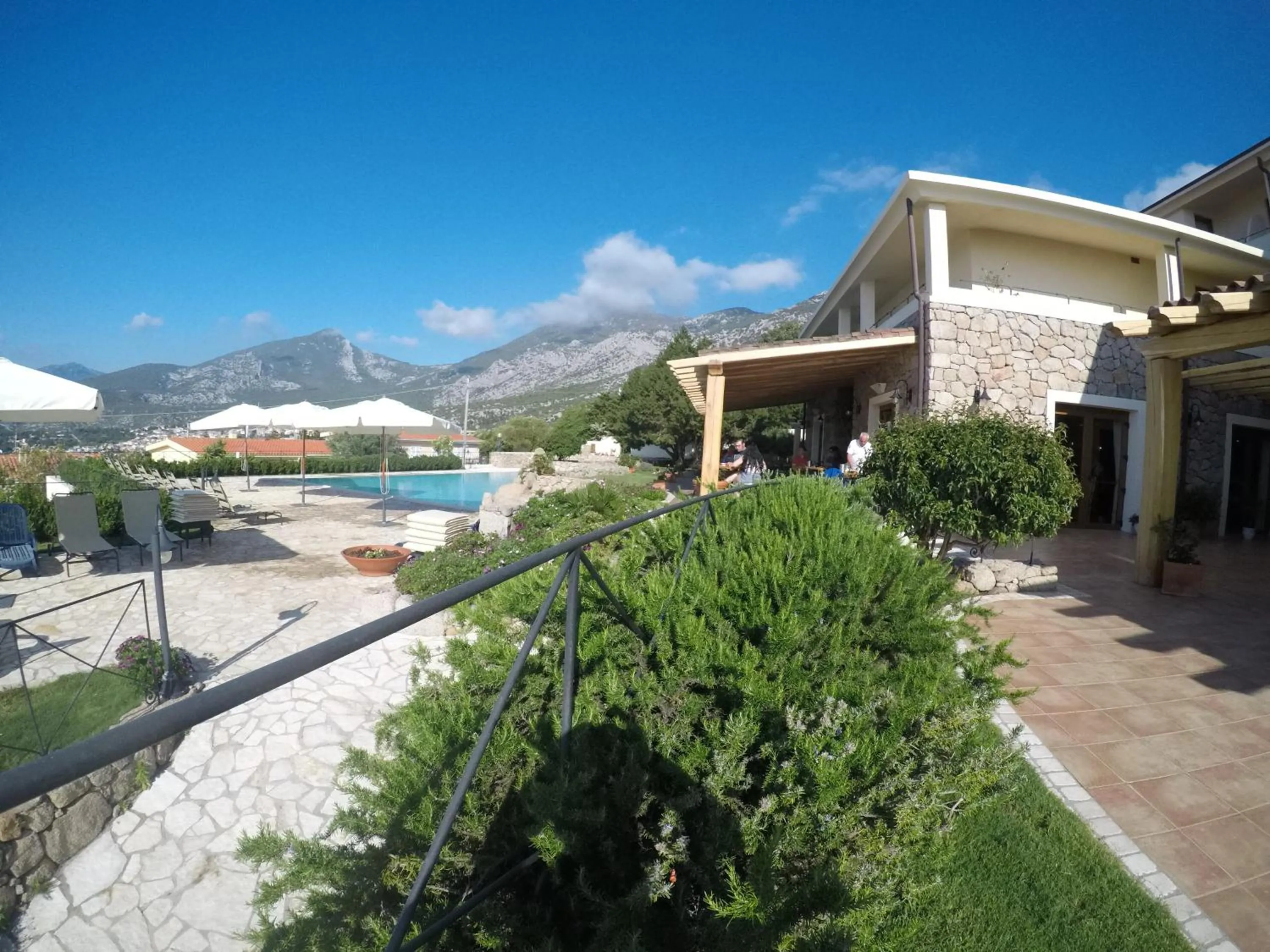 Hotel Villa Gustui Maris