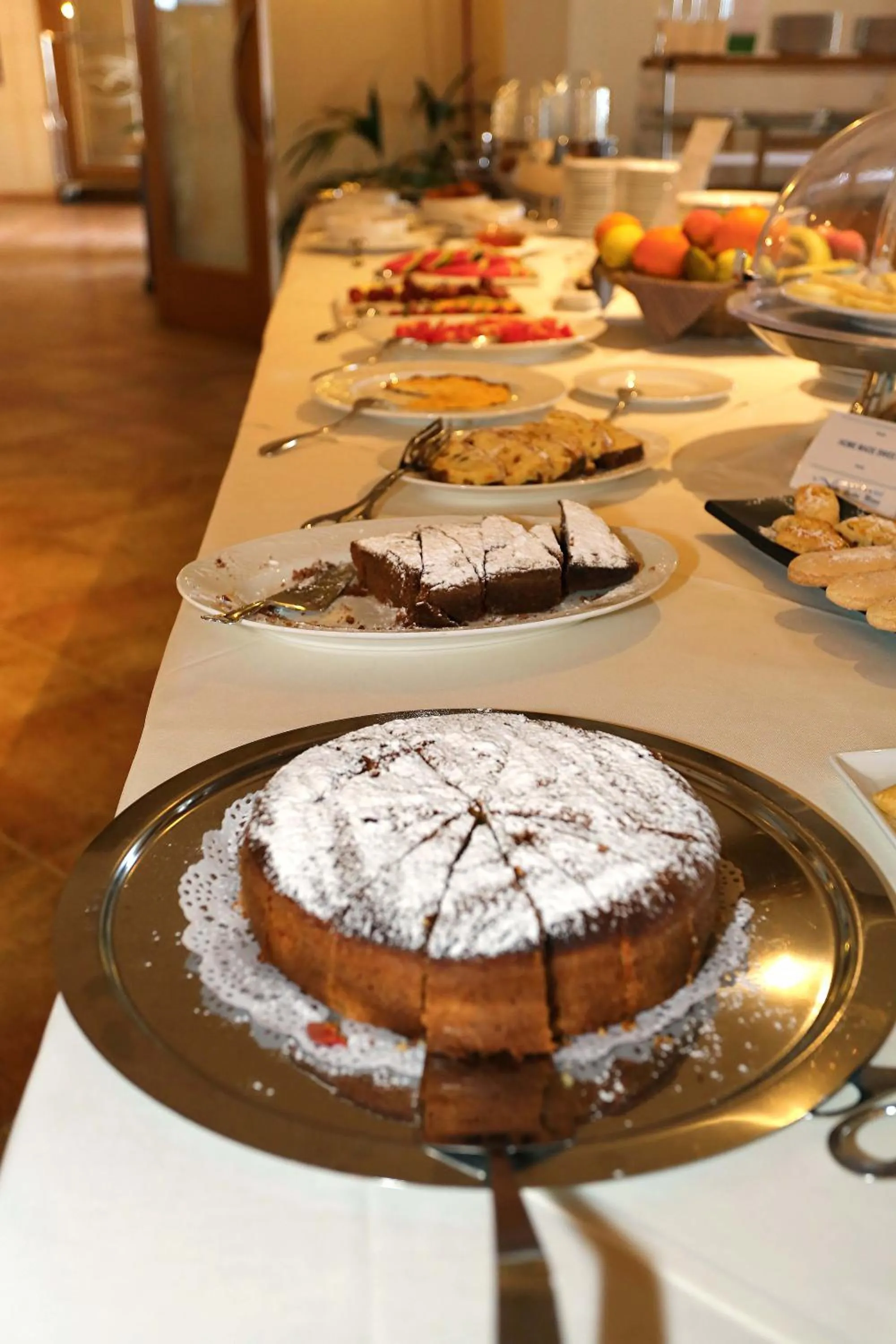Breakfast in Hotel Villa Gustui Maris