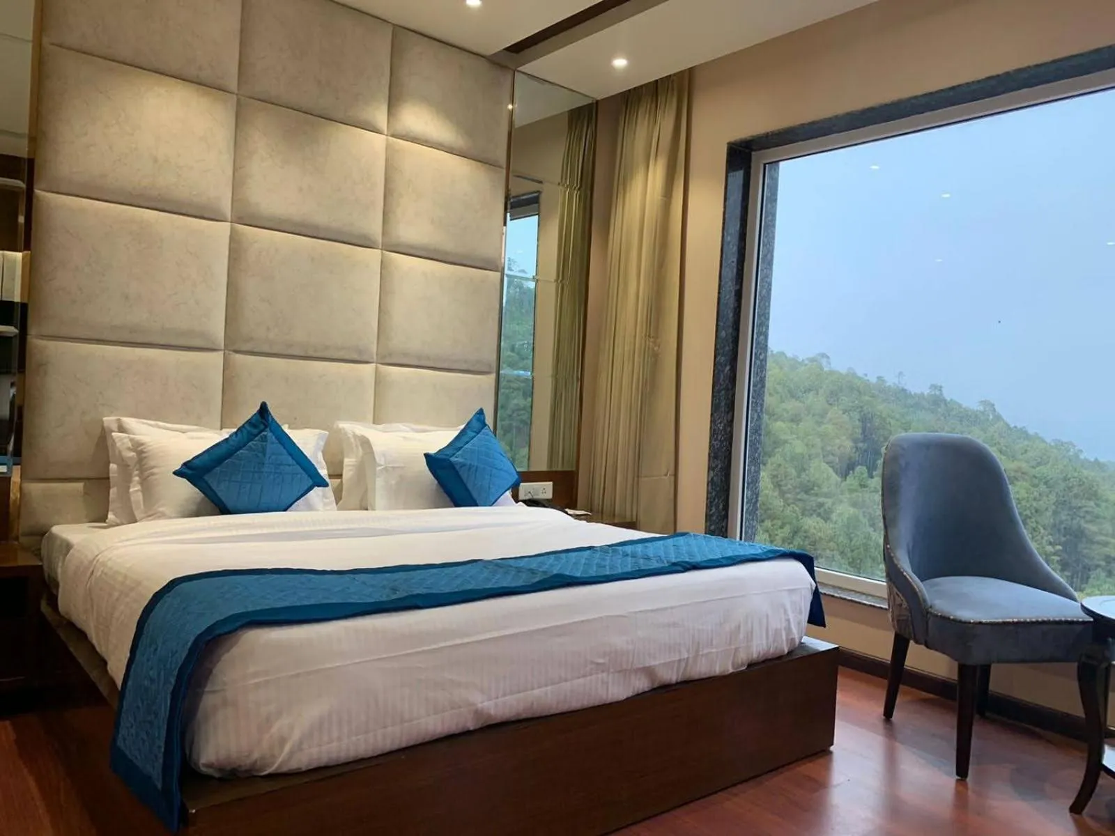 Bed in Mastiff Hotel, Dalhousie