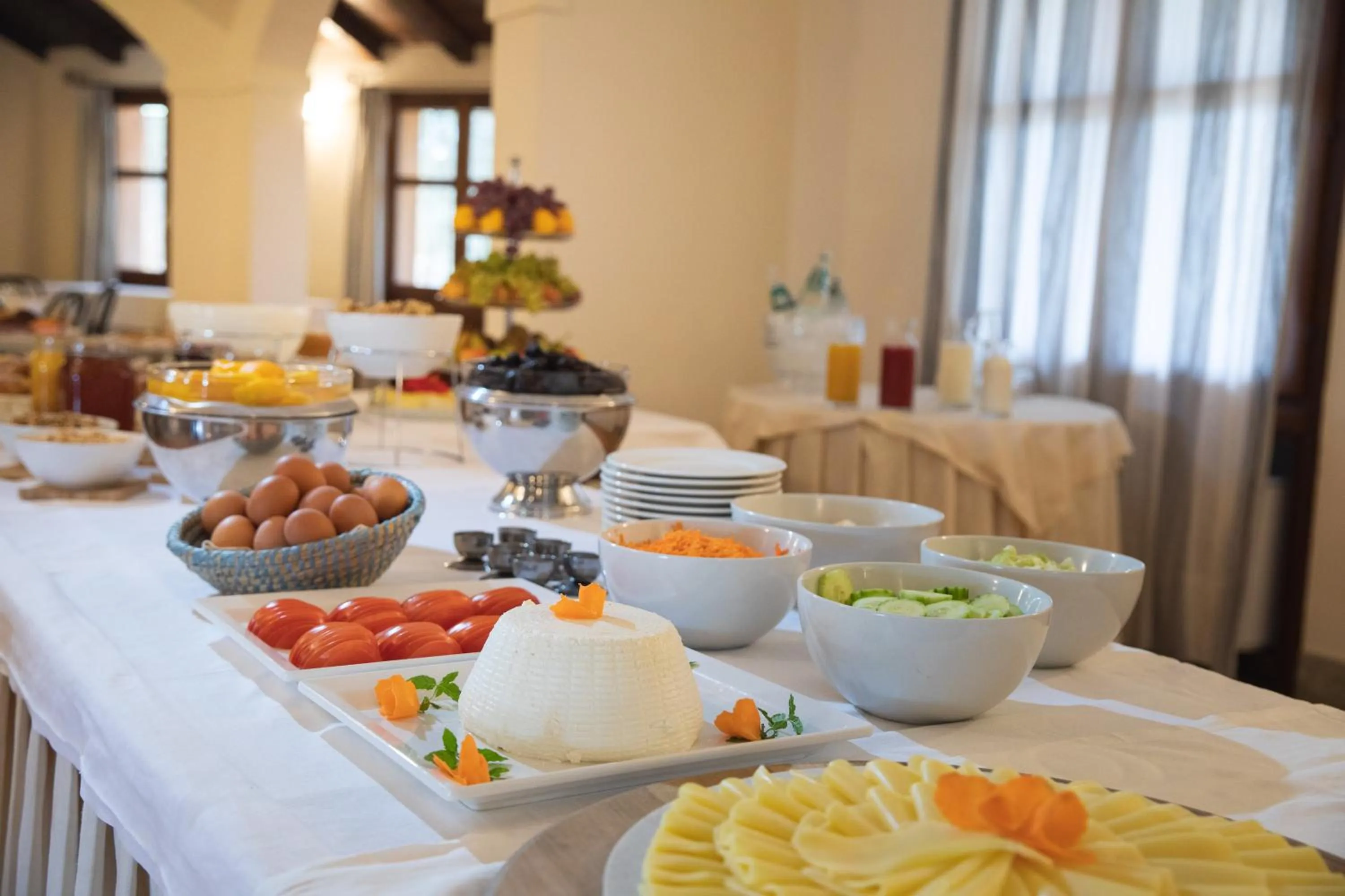 Buffet breakfast in Hotel la Torre