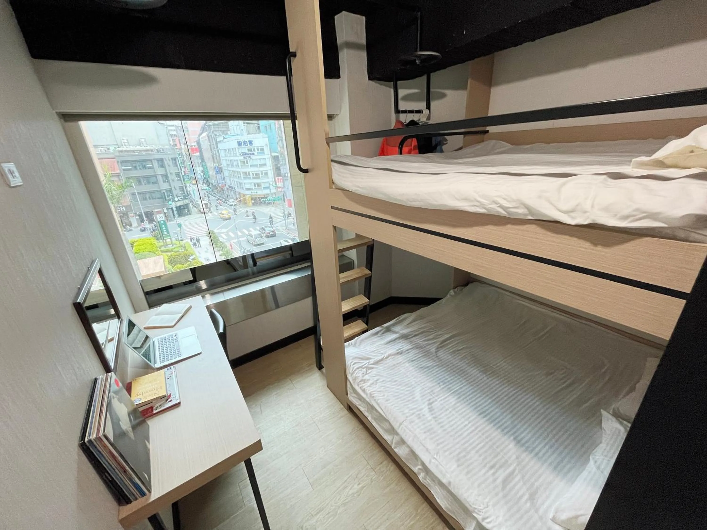 Bed in Formosa 101 Taipei Main Branch