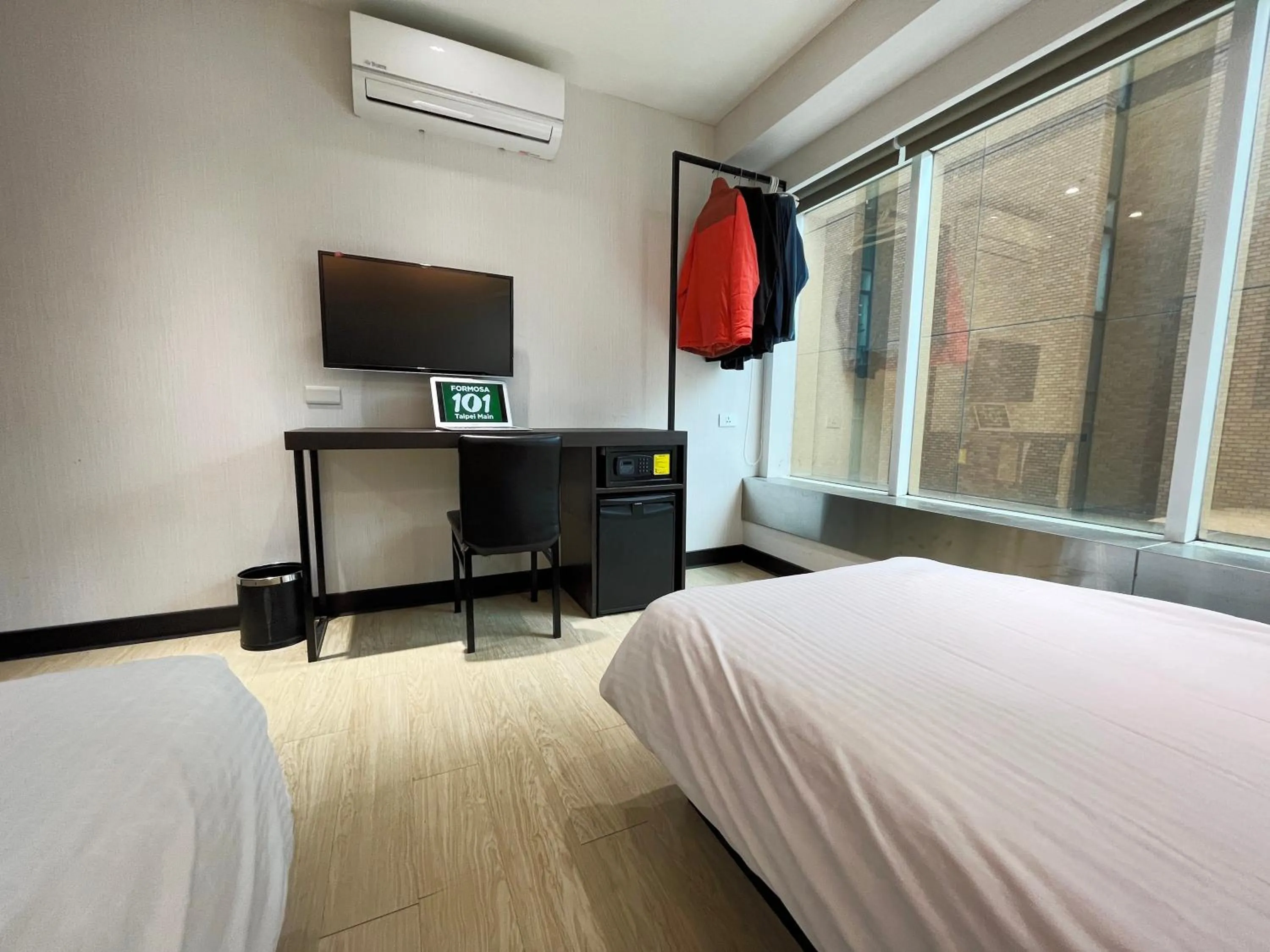 Bed in Formosa 101 Taipei Main Branch