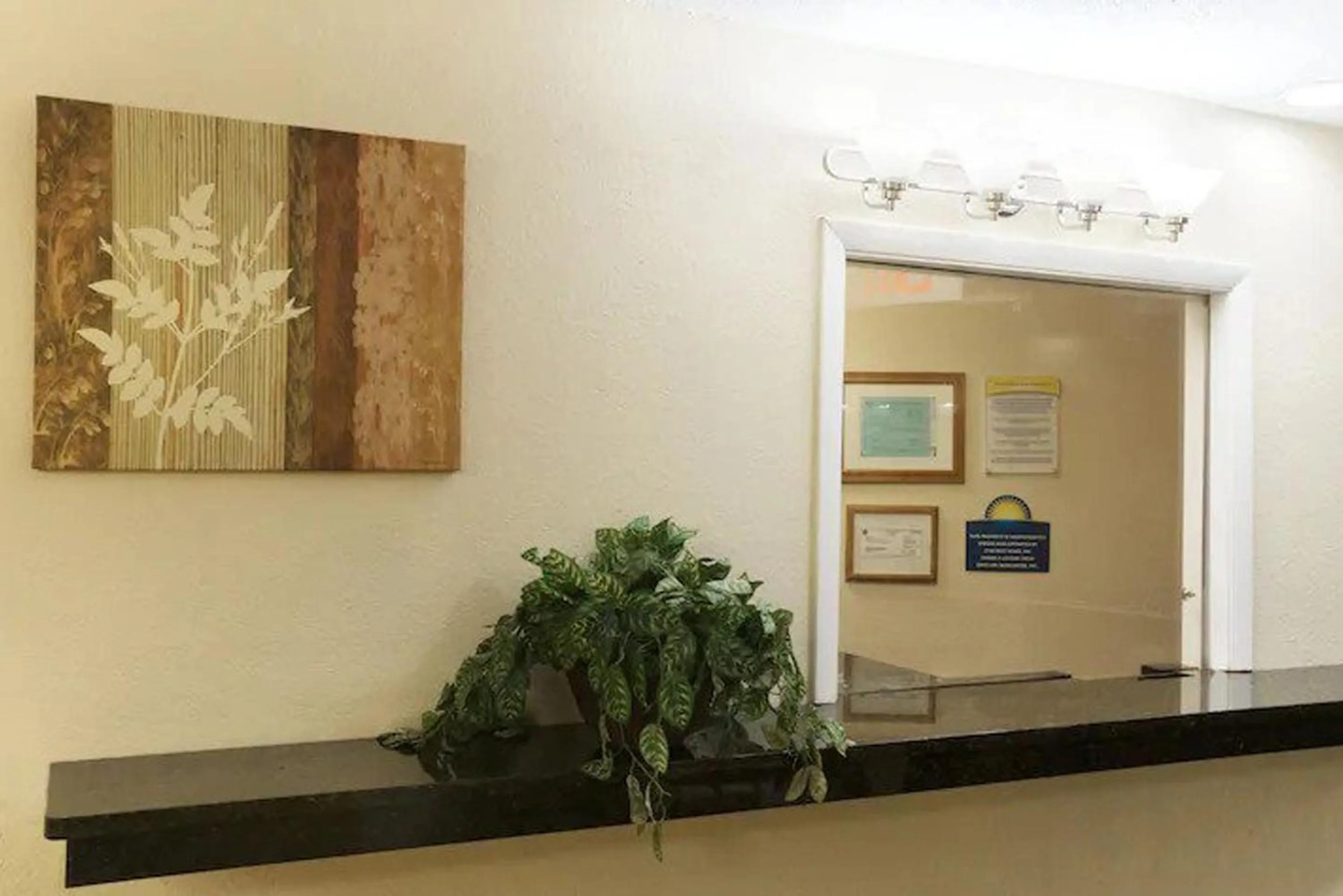 Lobby or reception in Norwood Inn & Suites Indianapolis East Post Drive