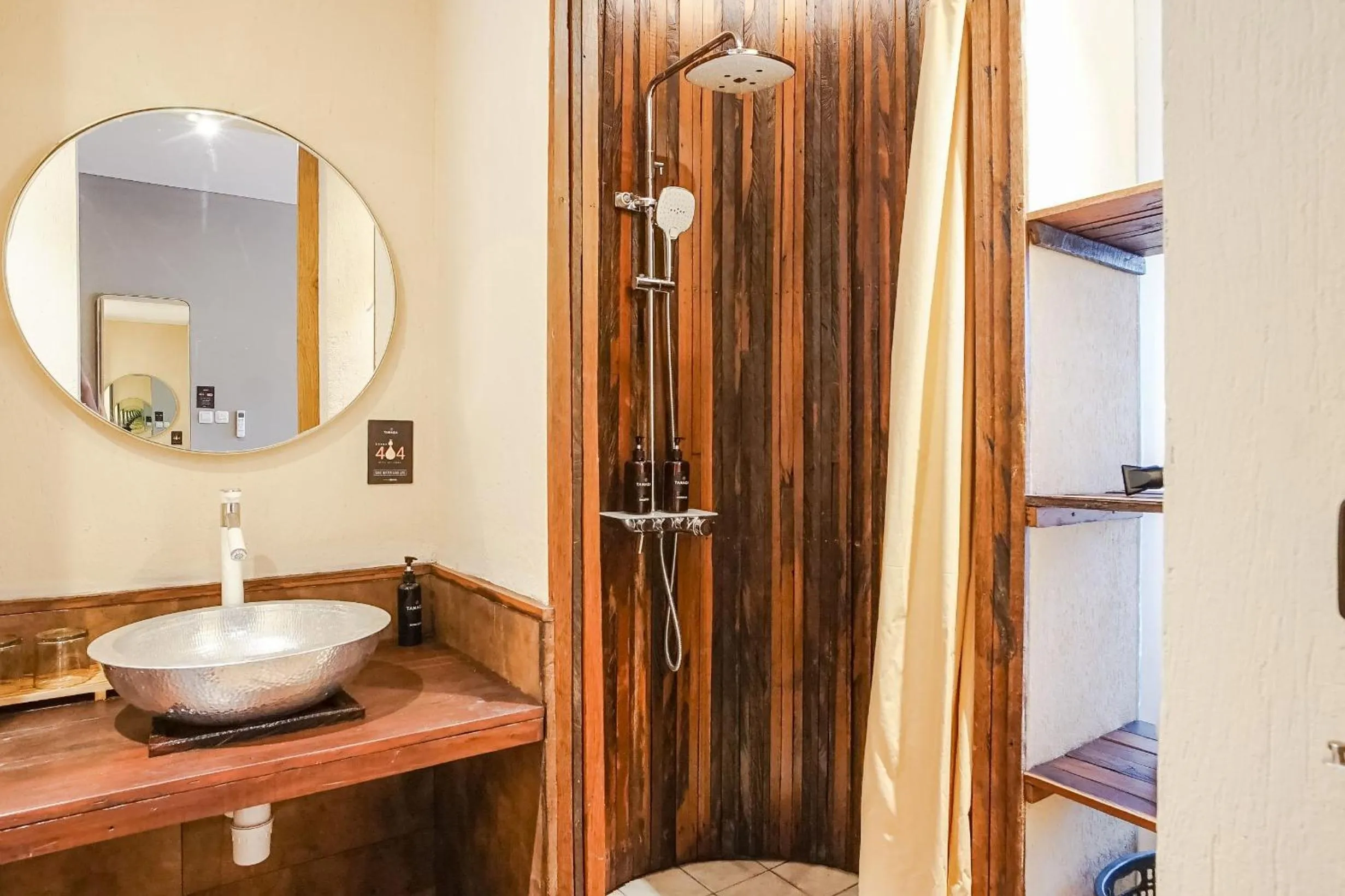 Bathroom in Tanaga CoLiving