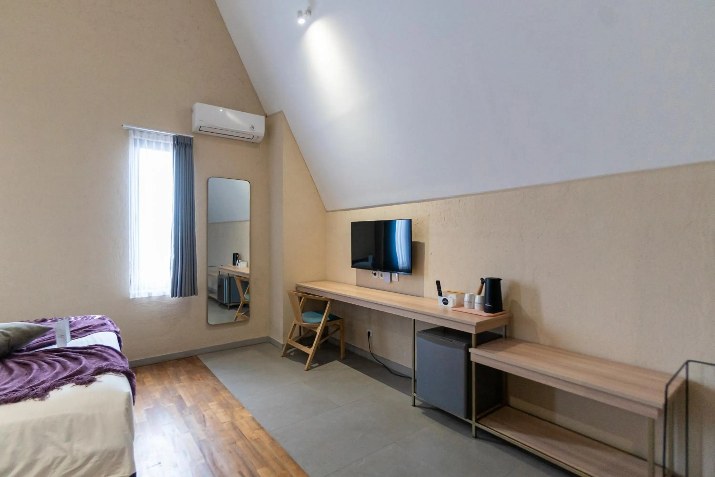 Bedroom, Bed in Tanaga CoLiving