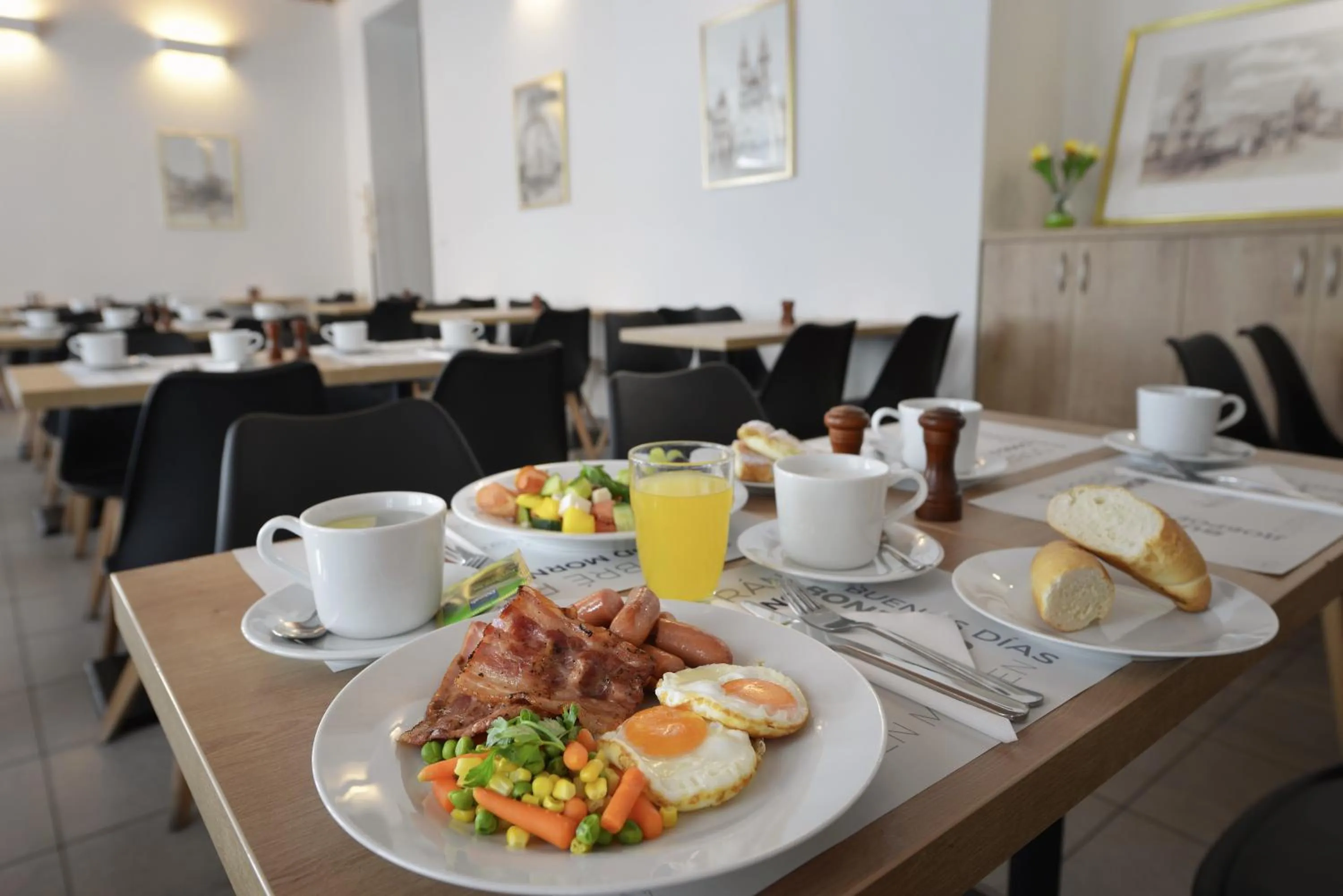 Breakfast in Prague Season Three Stars