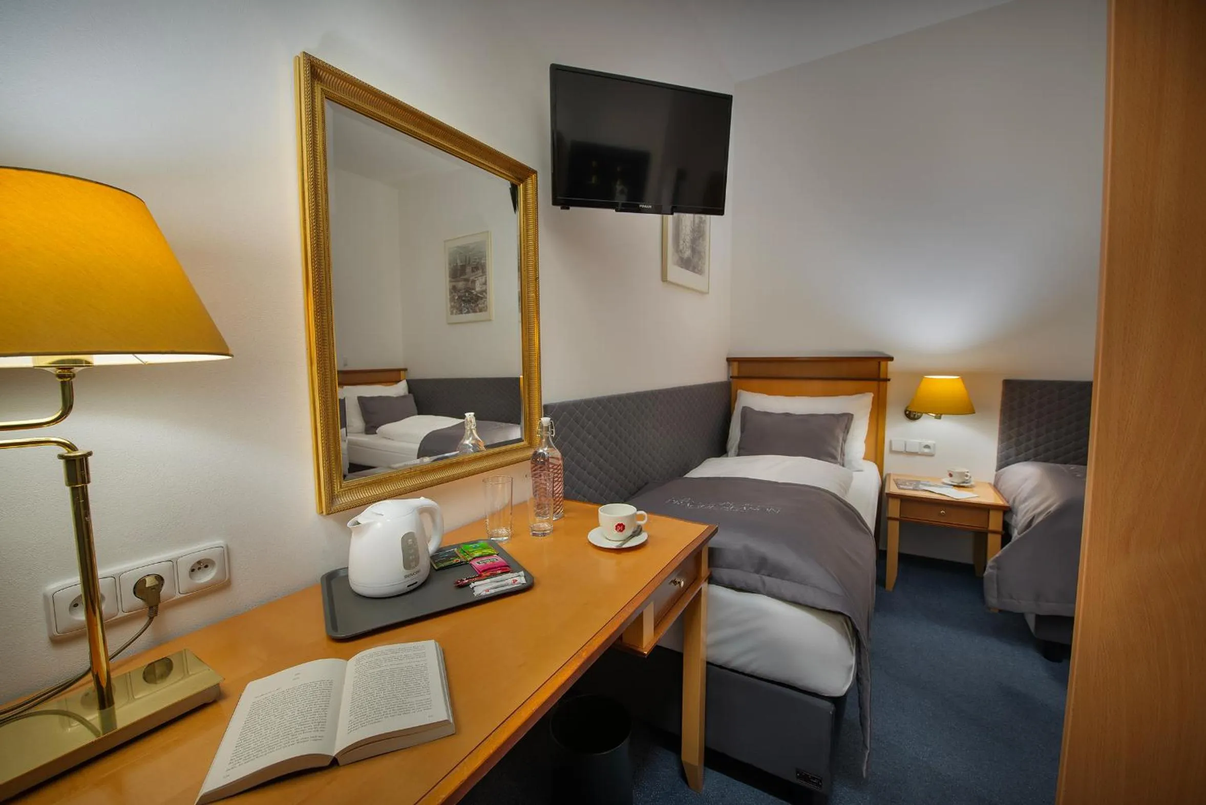 Bed in Prague Season Three Stars