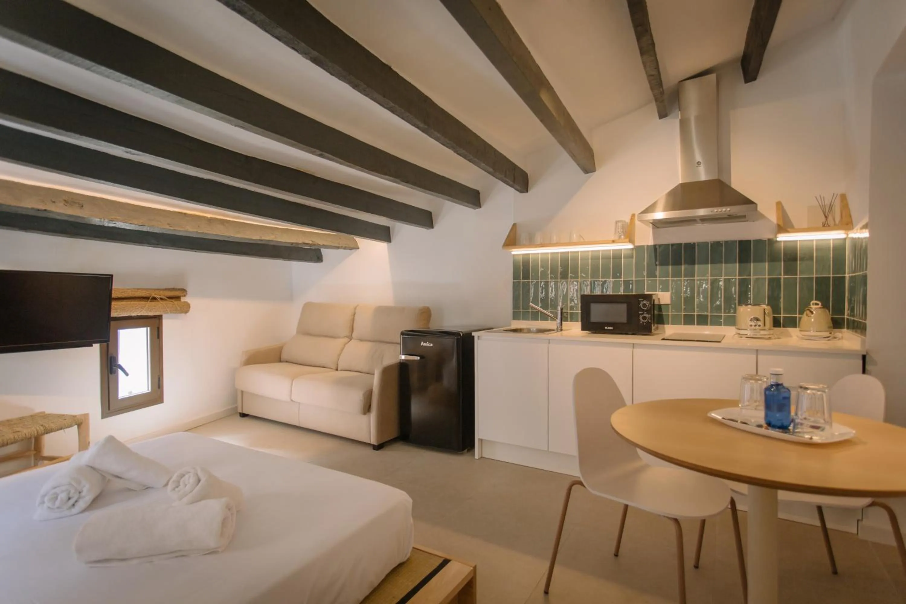 Other, Bed in Mayor 36 by Seaward Suites