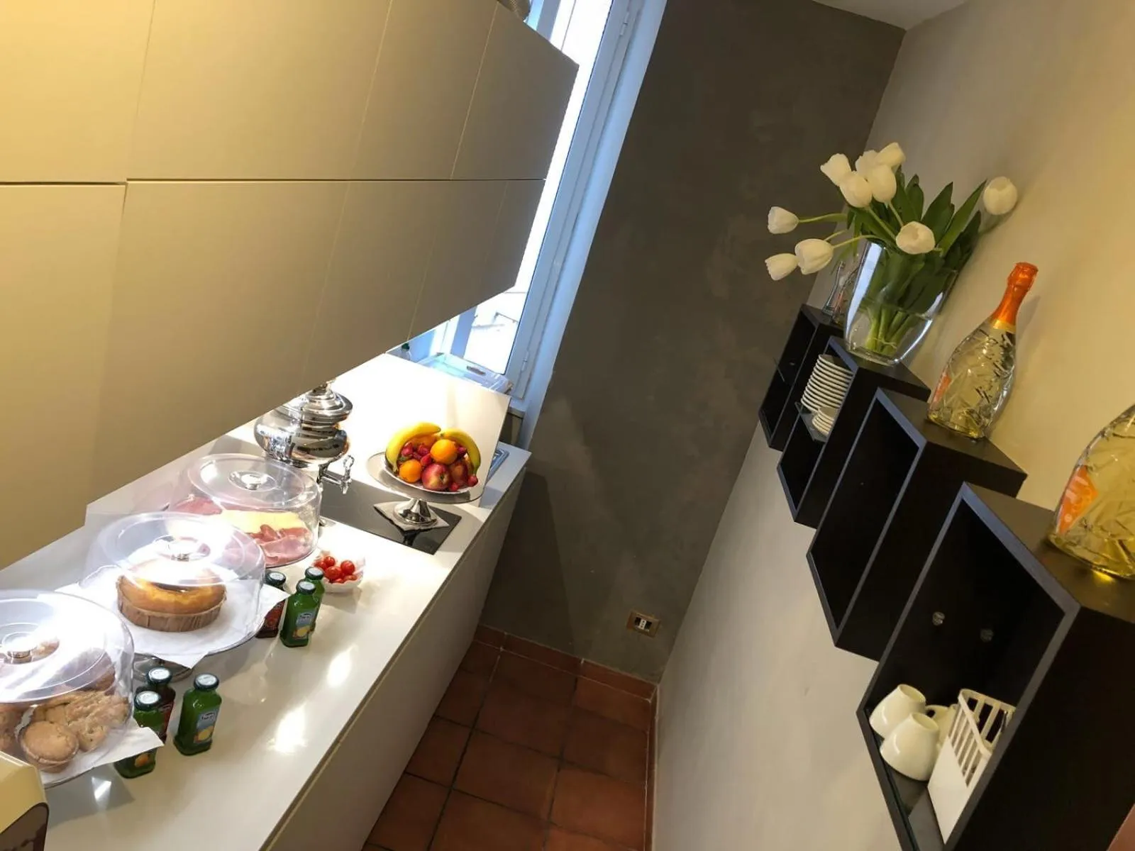 Property building in 207 Inn