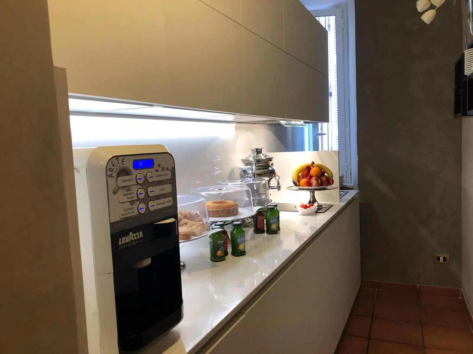 Property building in 207 Inn