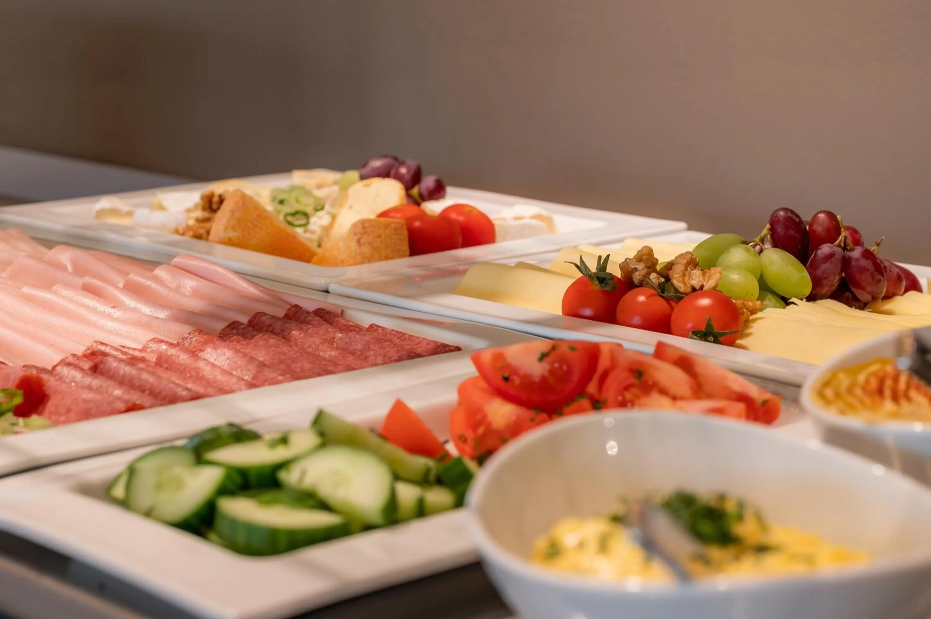 Restaurant/places to eat in Hotel Le Parc