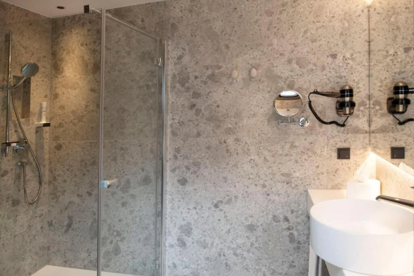 Bathroom in Hotel Le Parc