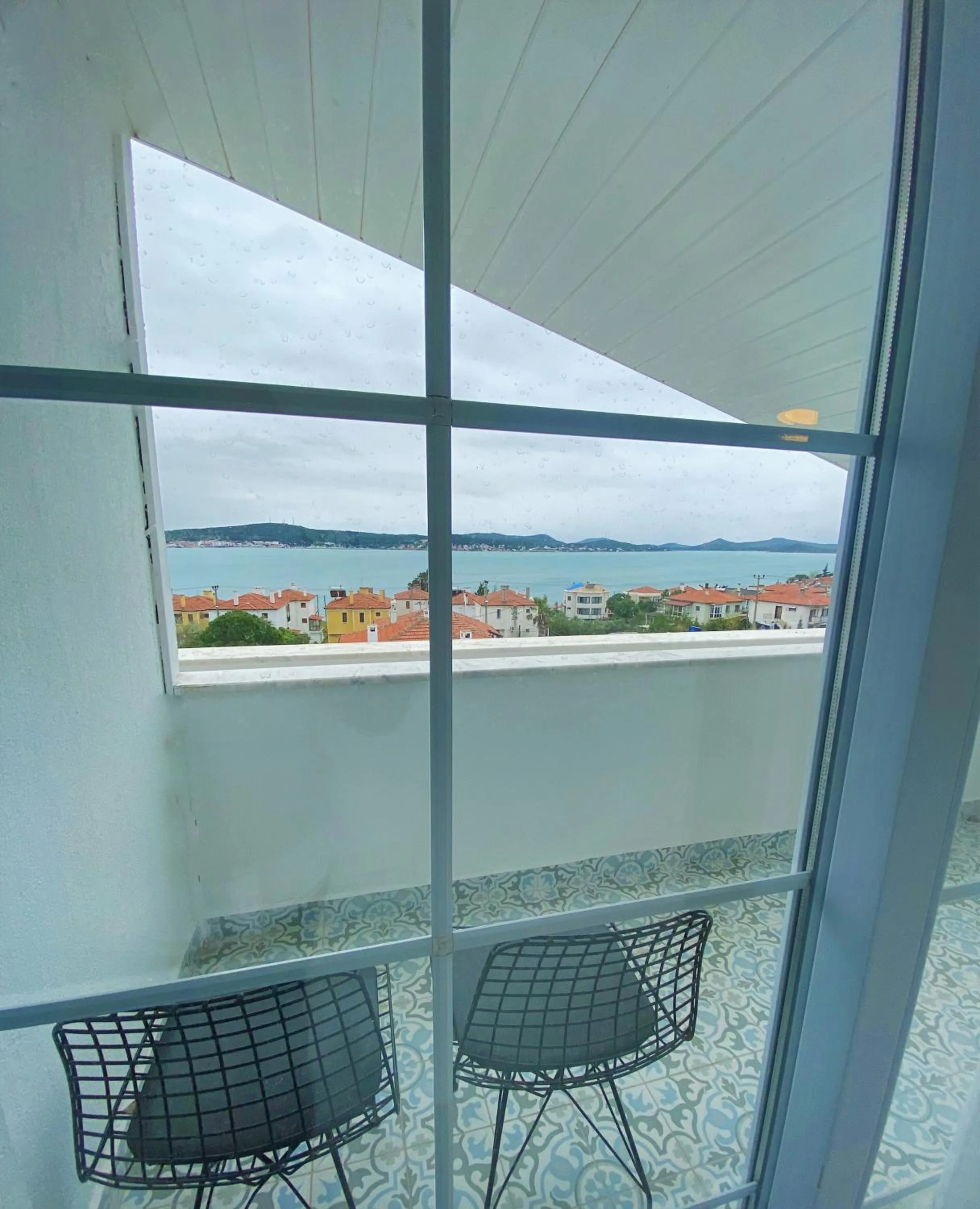 Balcony/Terrace in Cunda Kordon Otel