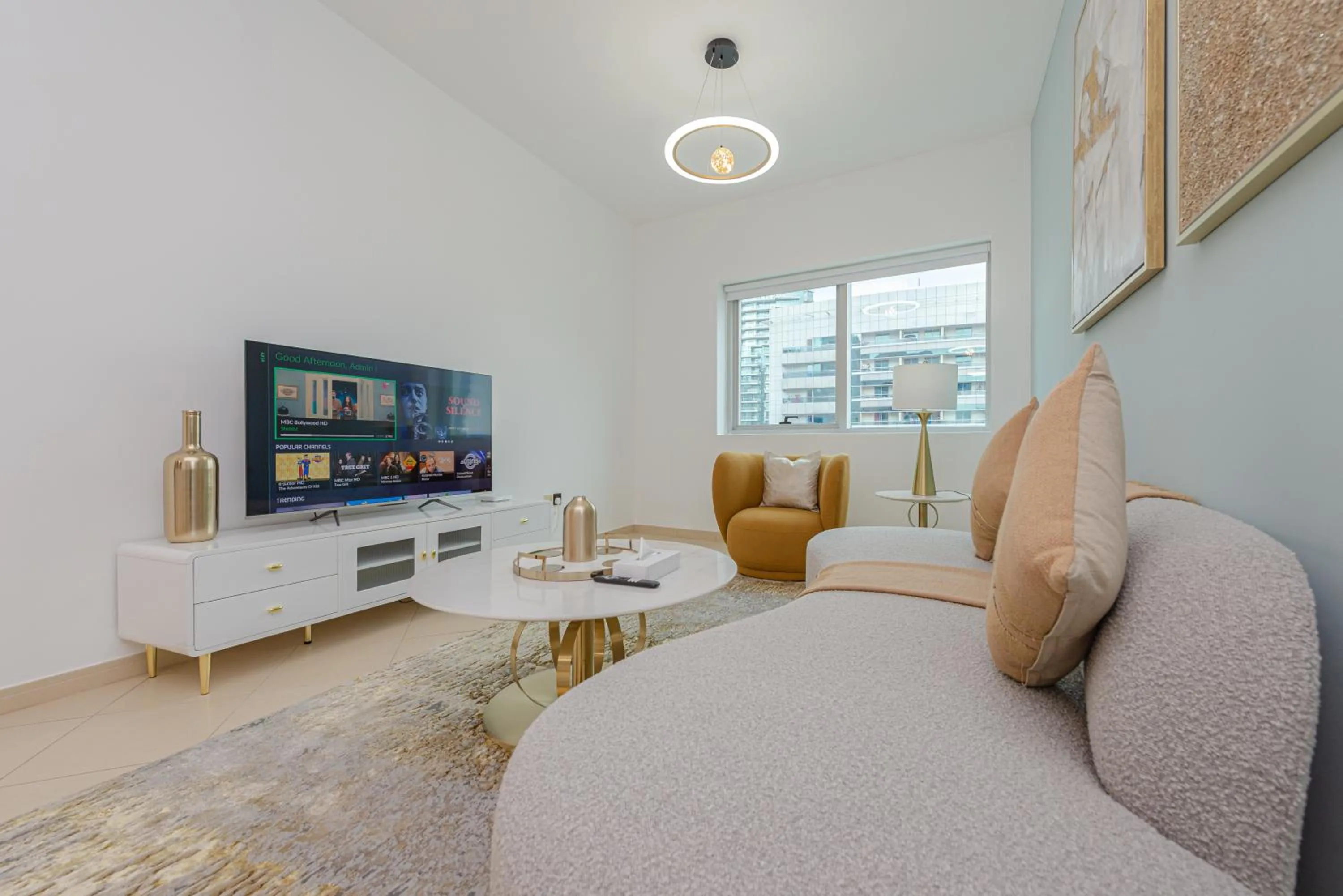 Living room in Marco Polo - Find your calm escape in Dubai Marina